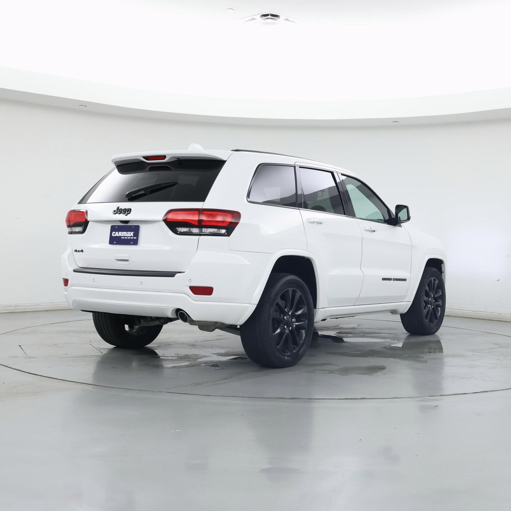 Thumbnail: 2021 Jeep Grand Cherokee - 8