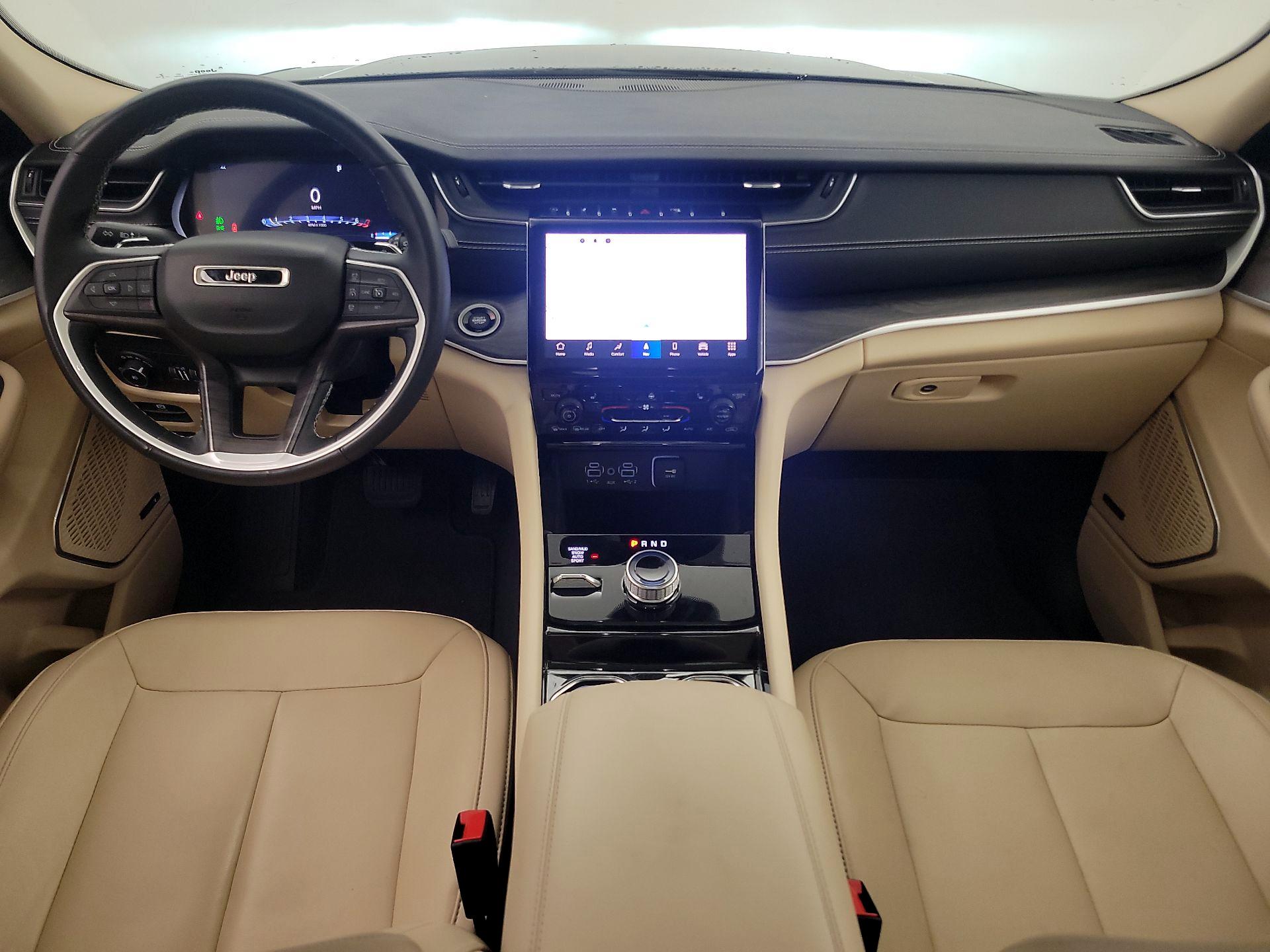 Thumbnail: 2022 Jeep Grand Cherokee - 9
