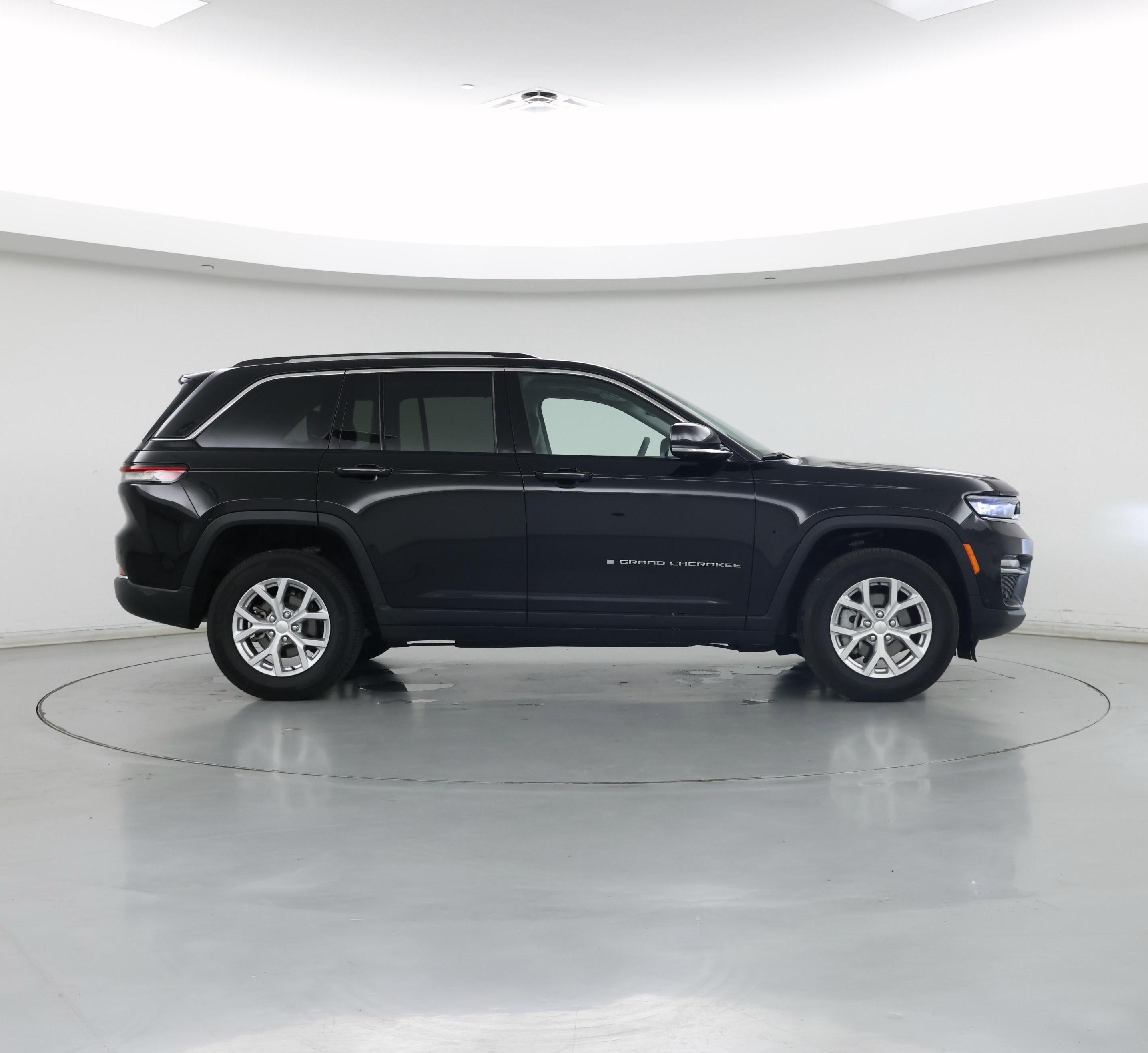Thumbnail: 2023 Jeep Grand Cherokee - 7