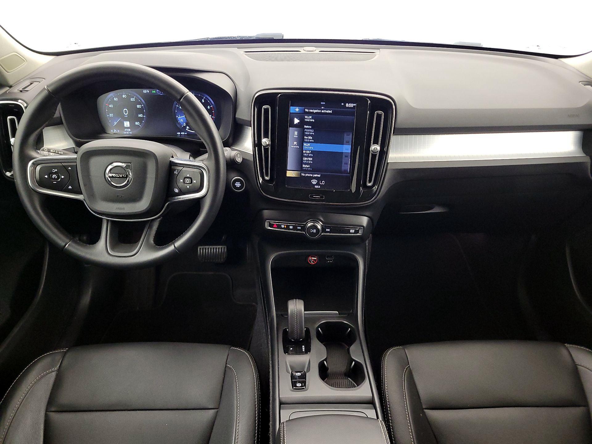 Thumbnail: 2021 Volvo XC40 - 9