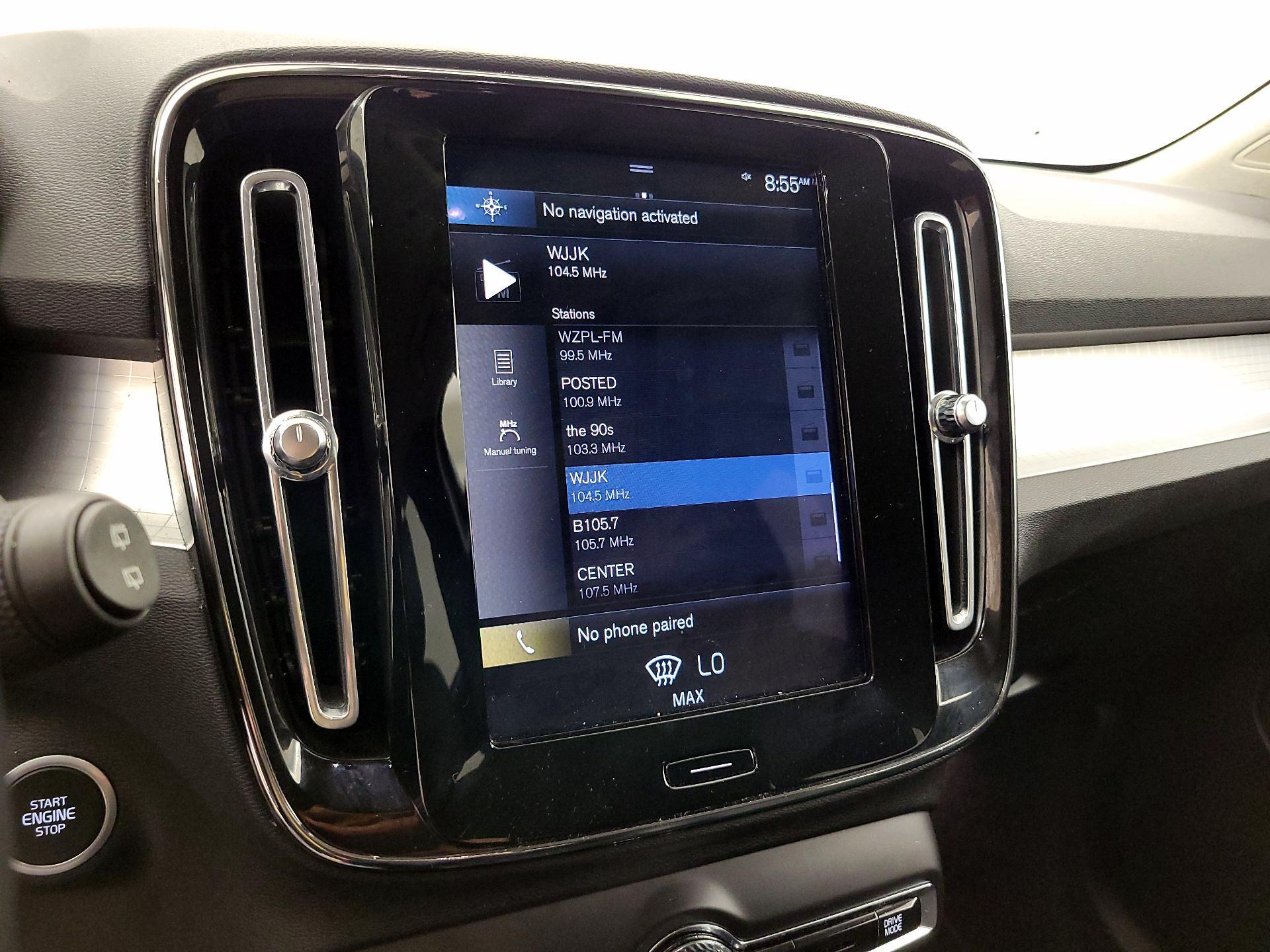 Thumbnail: 2021 Volvo XC40 - 15