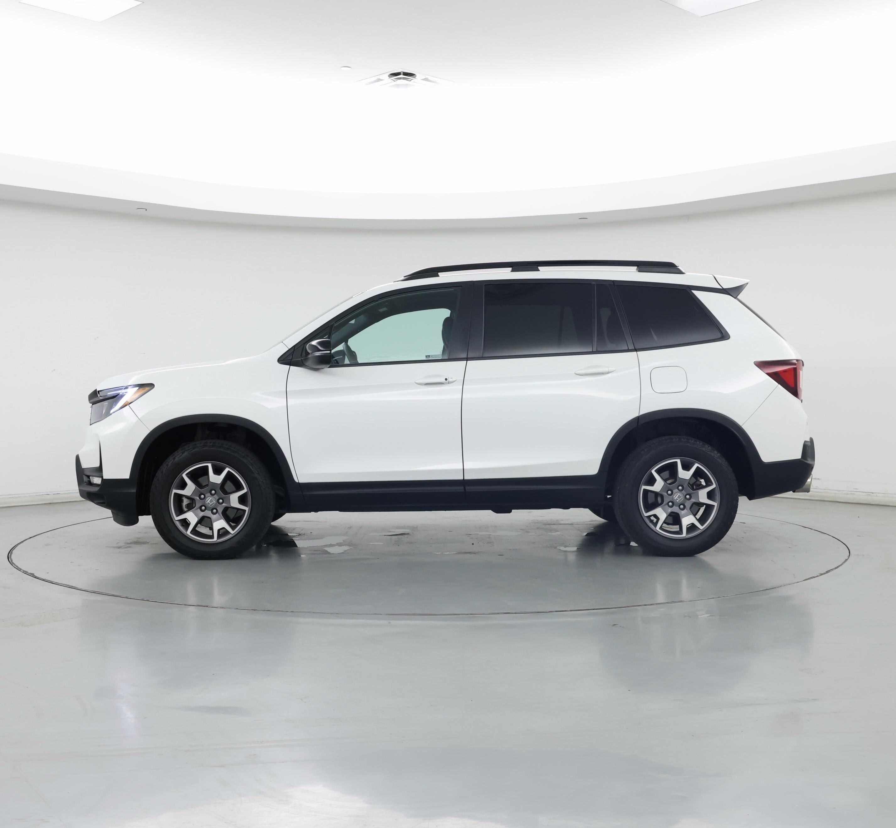 Thumbnail: 2022 Honda Passport - 3