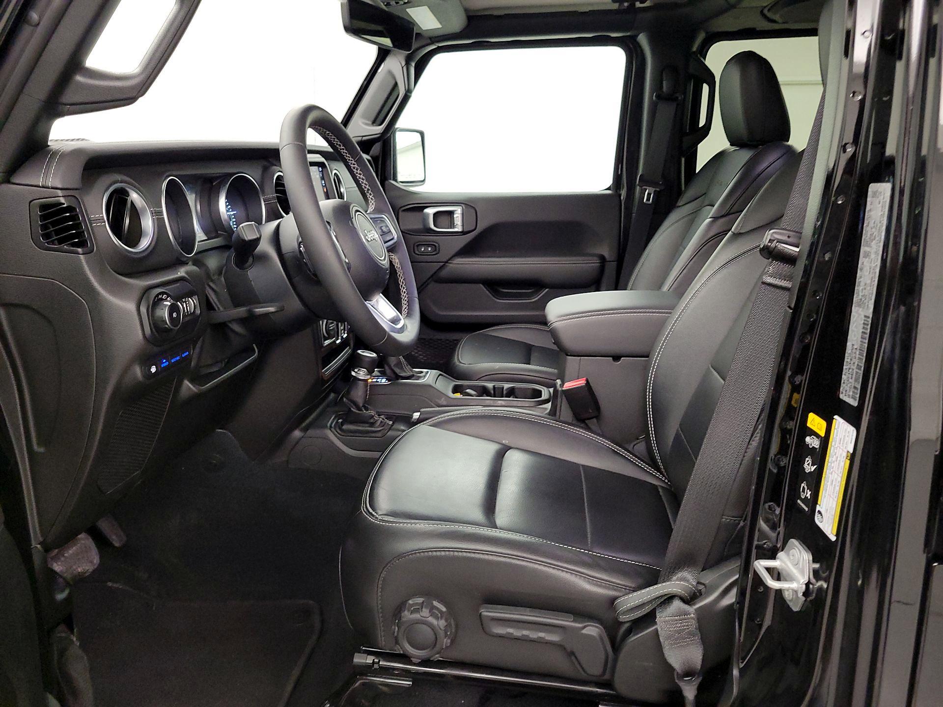 Thumbnail: 2022 Jeep Wrangler - 11
