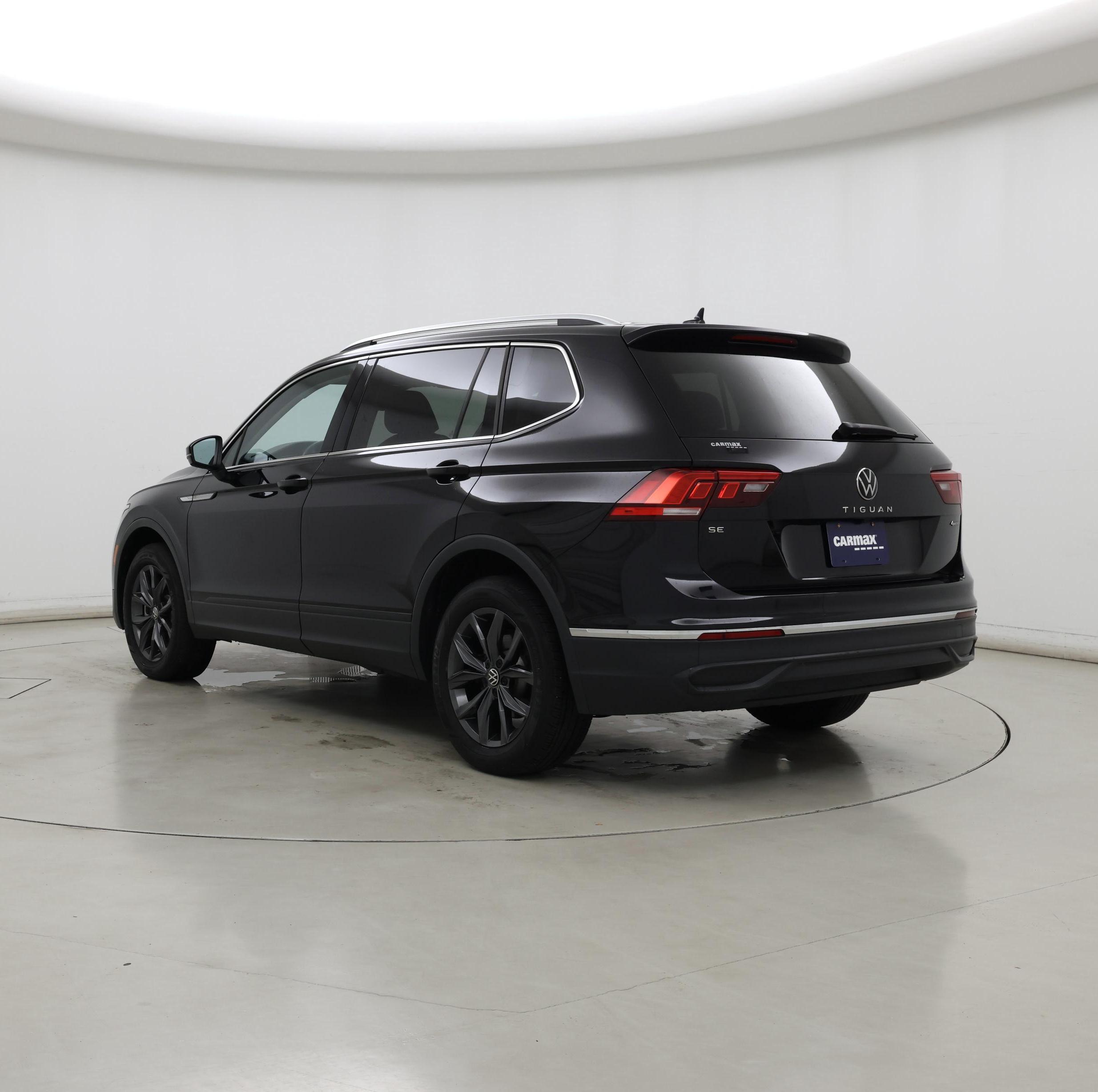 Thumbnail: 2022 Volkswagen Tiguan - 2