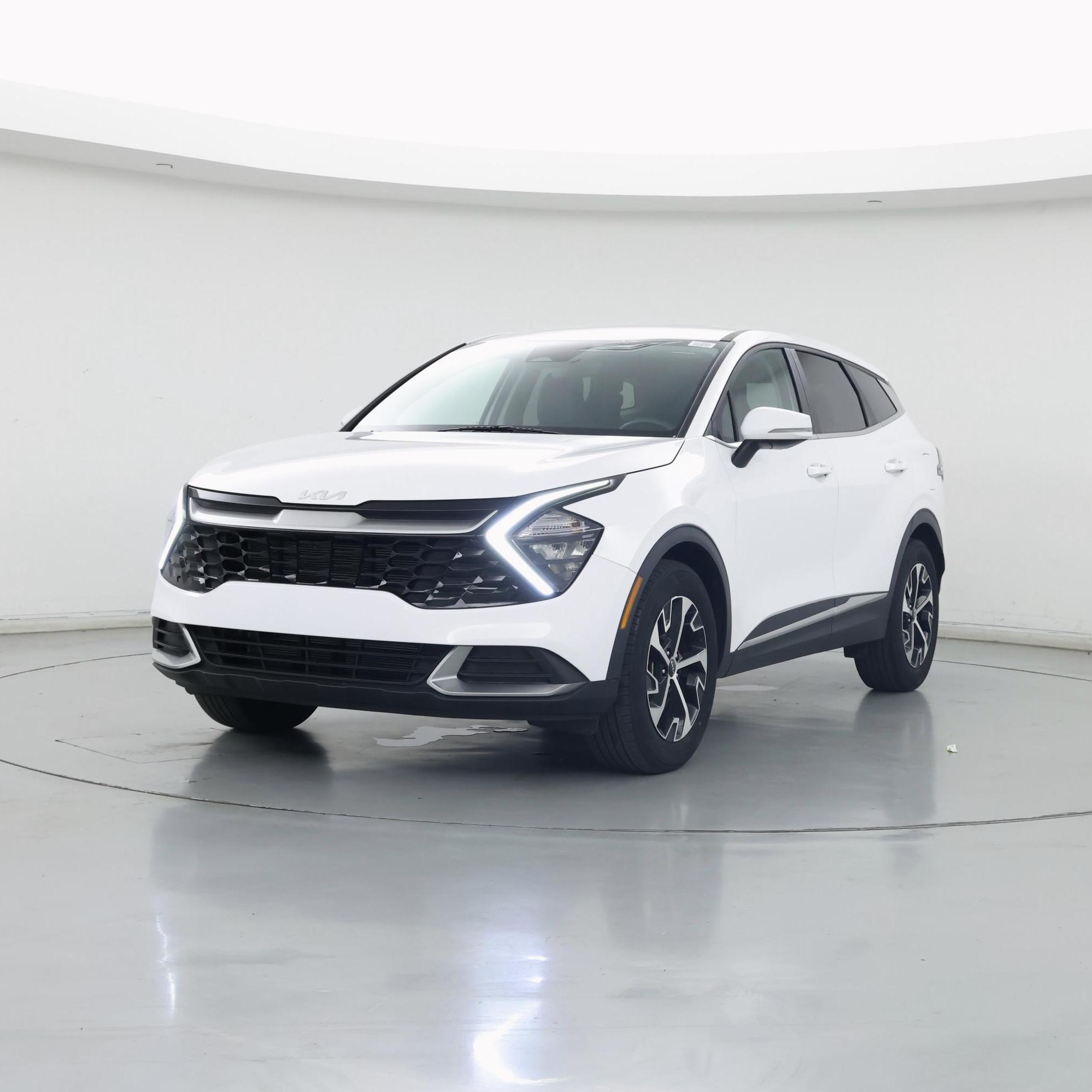 Thumbnail: 2023 Kia Sportage - 4