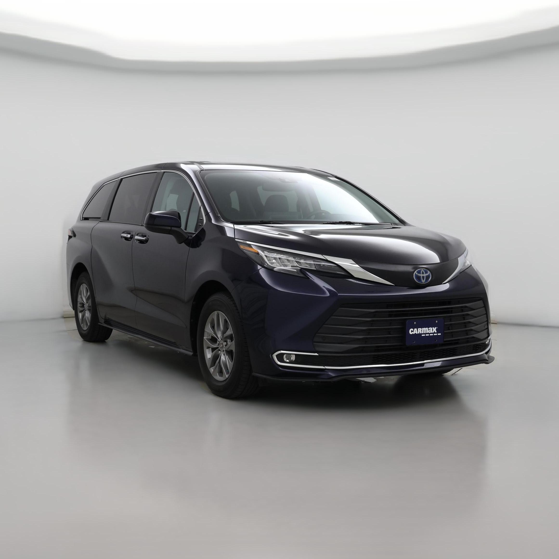 Thumbnail: 2022 Toyota Sienna - 1