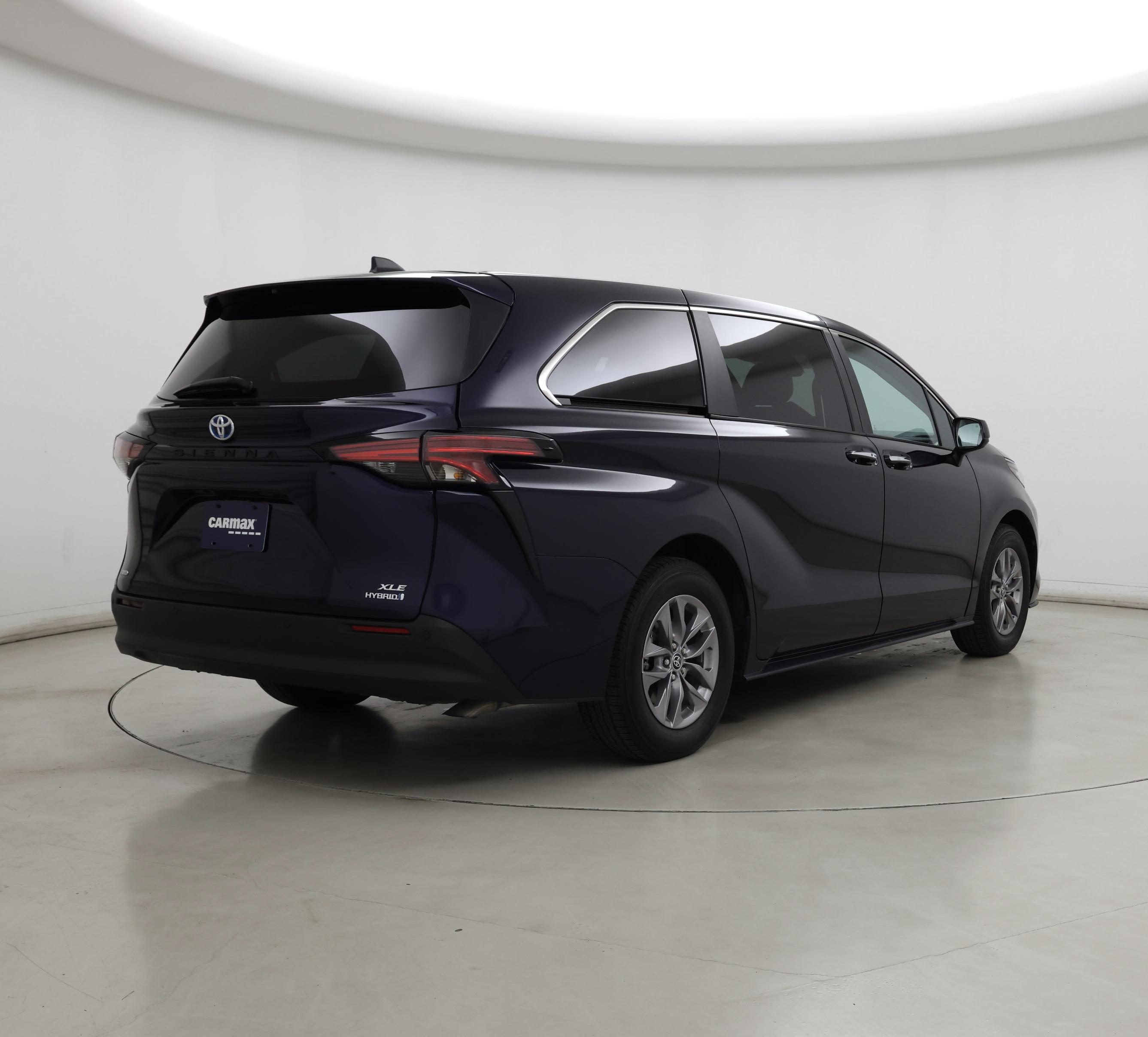 Thumbnail: 2022 Toyota Sienna - 8