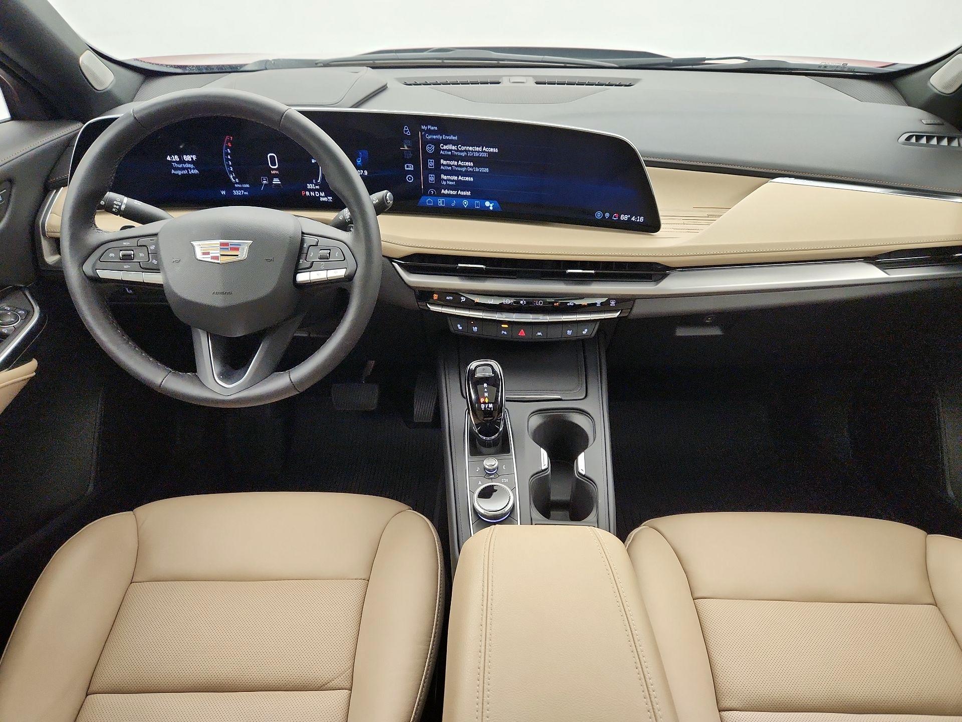 Thumbnail: 2024 Cadillac XT4 - 9