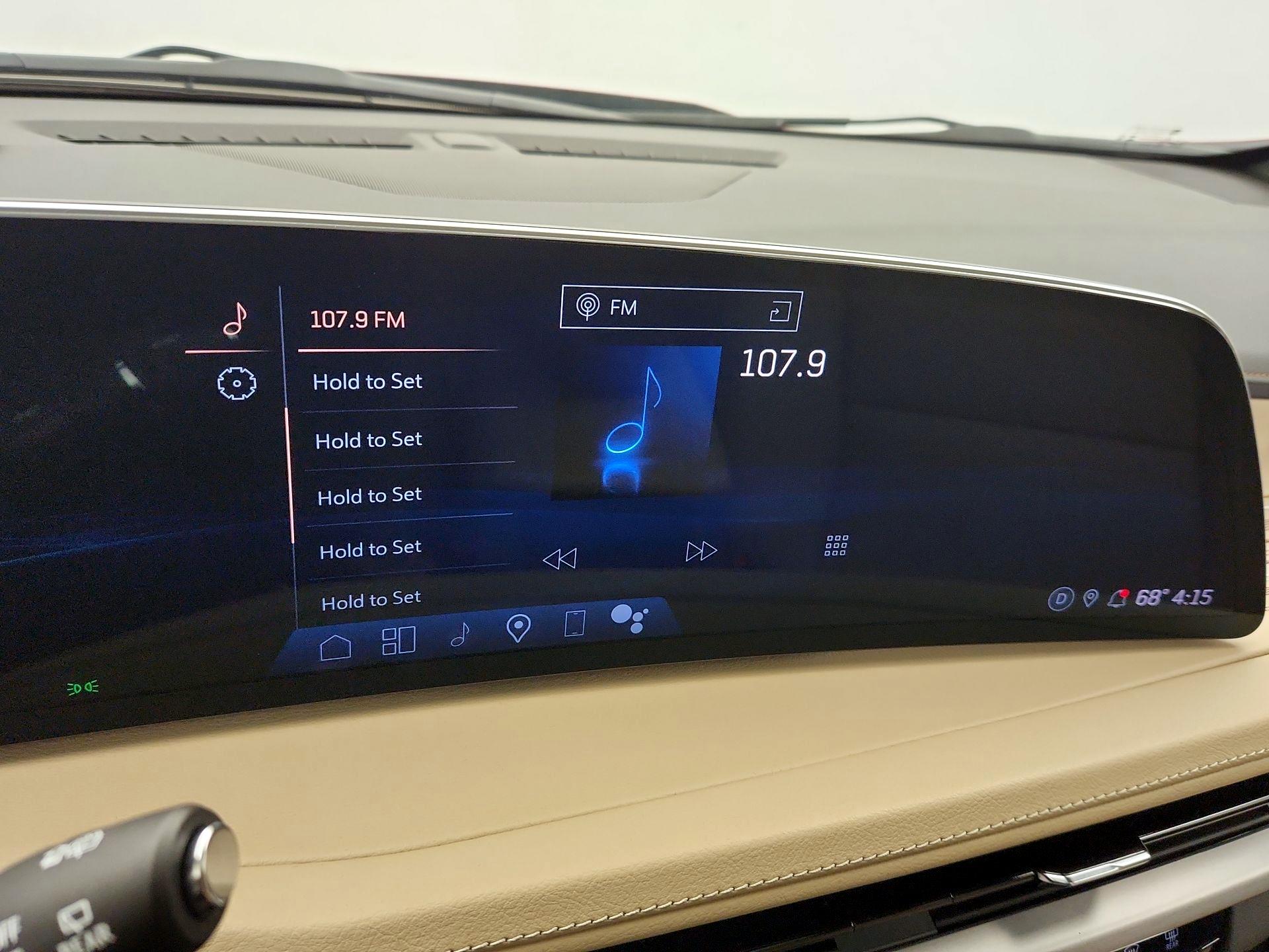 Thumbnail: 2024 Cadillac XT4 - 15