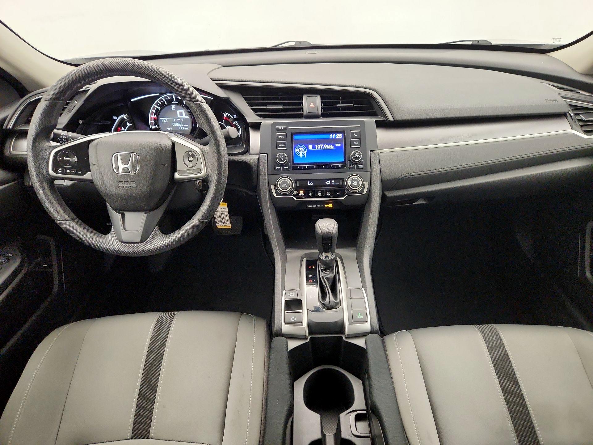 Thumbnail: 2017 Honda Civic - 9