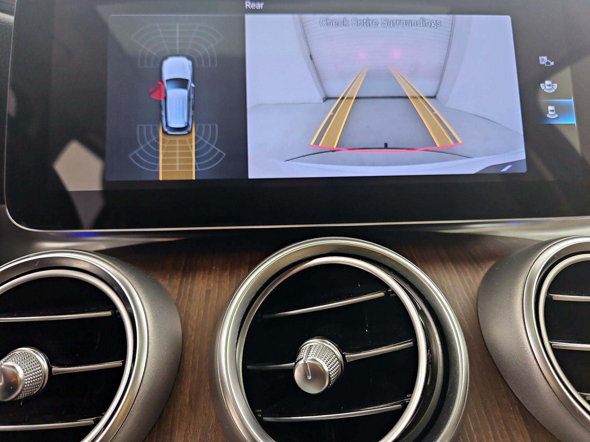 Thumbnail: 2021 Mercedes-Benz GLC - 14