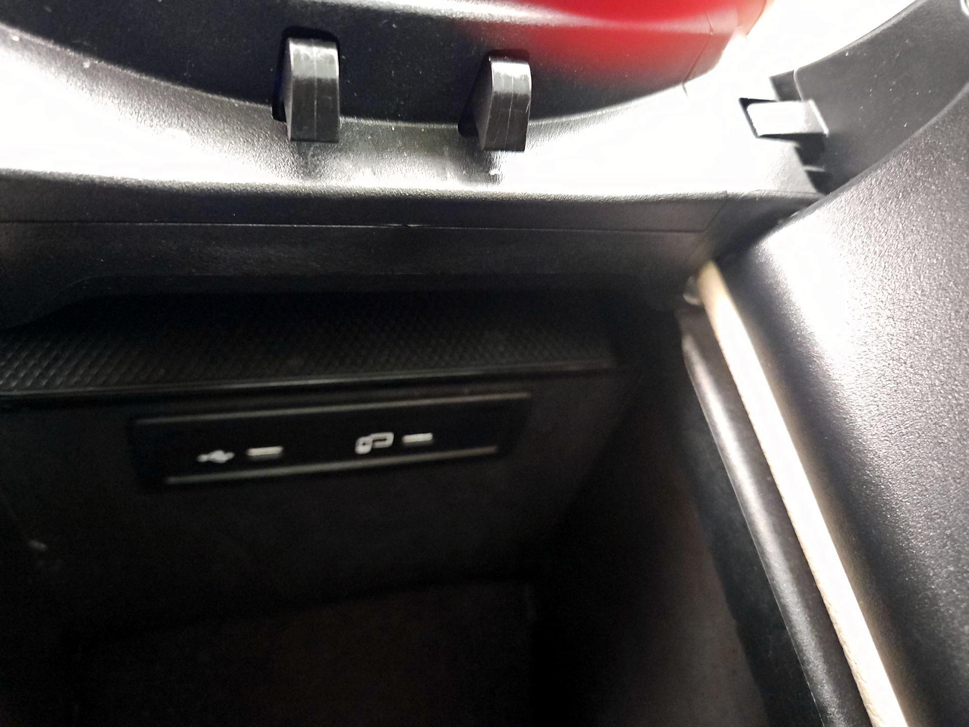 Thumbnail: 2021 Mercedes-Benz GLC - 18