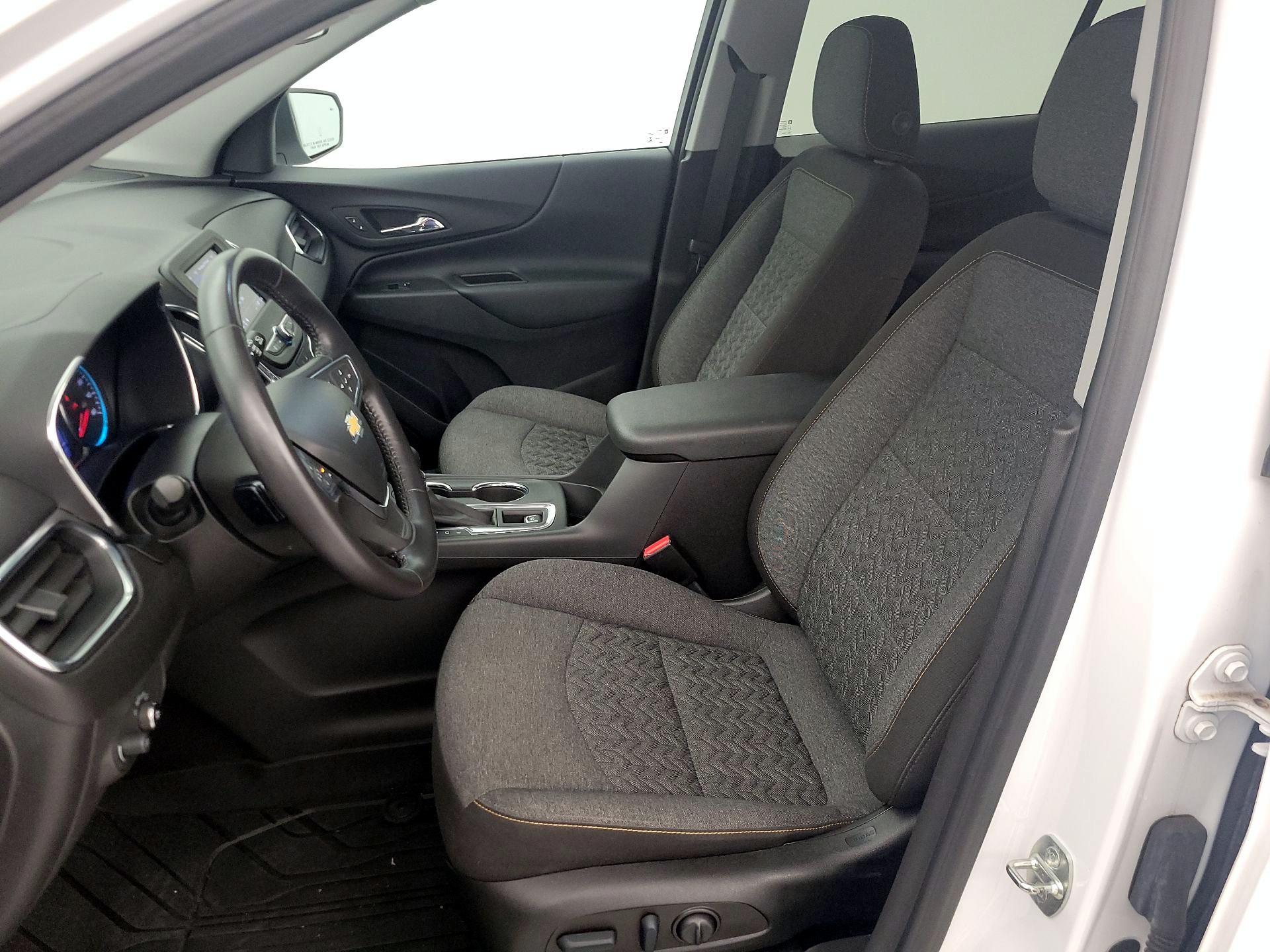 Thumbnail: 2022 Chevrolet Equinox - 11