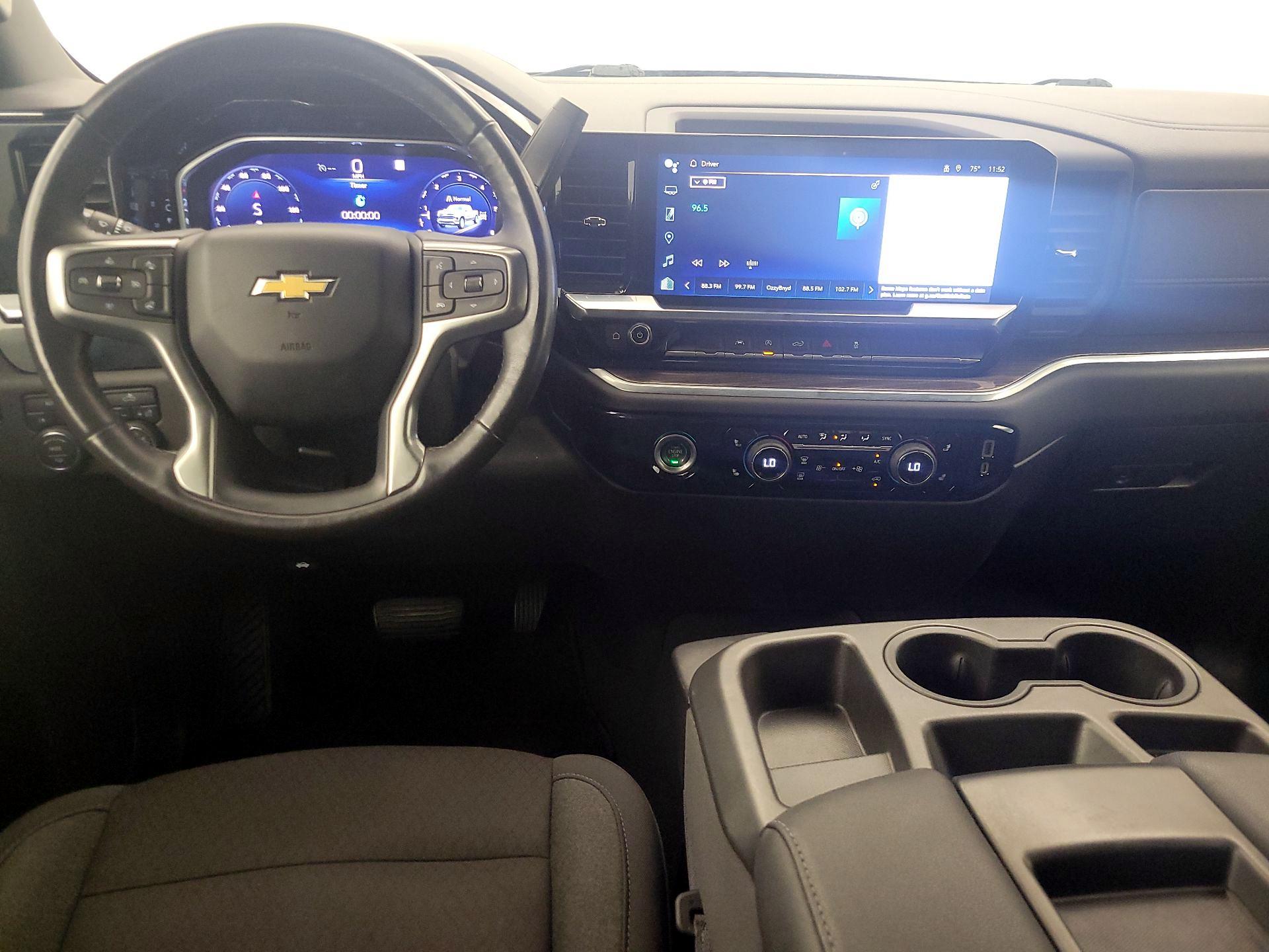 Thumbnail: 2022 Chevrolet Silverado 1500 - 9