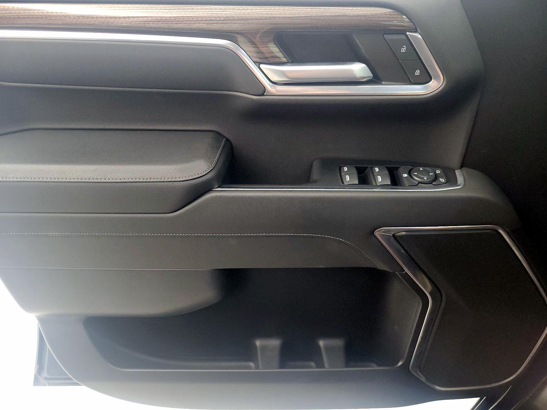 Thumbnail: 2022 Chevrolet Silverado 1500 - 12