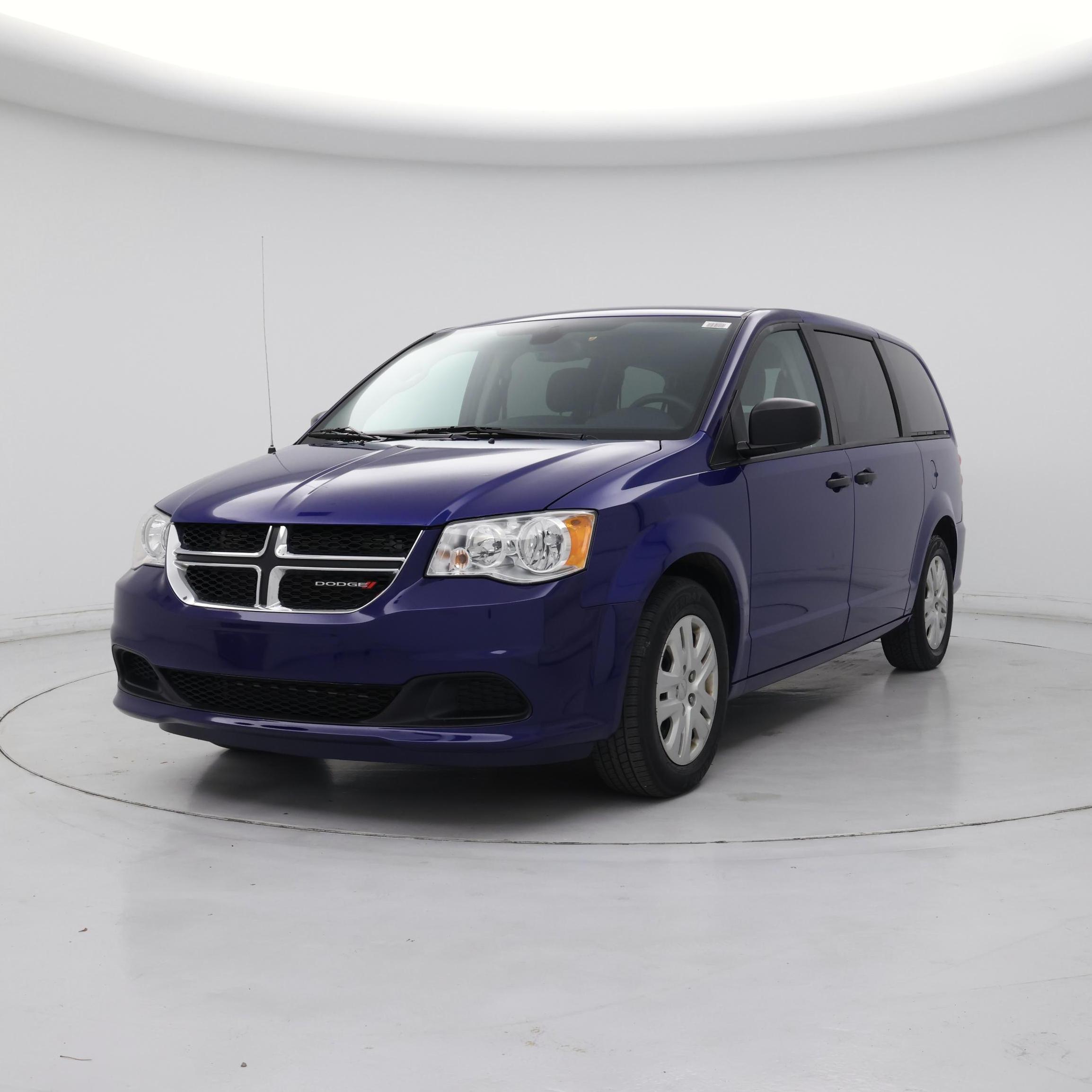 Thumbnail: 2020 Dodge Grand Caravan - 4