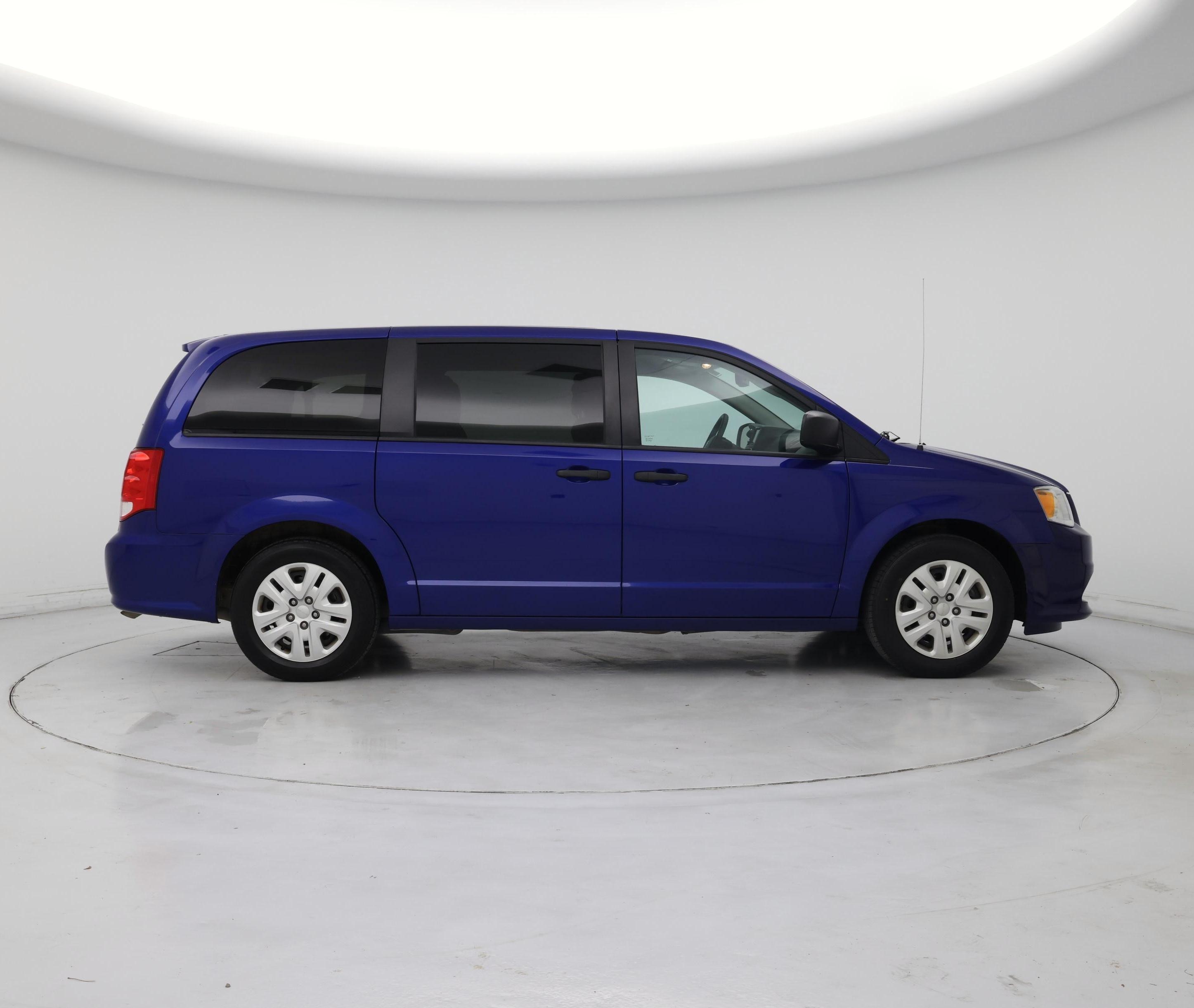 Thumbnail: 2020 Dodge Grand Caravan - 7