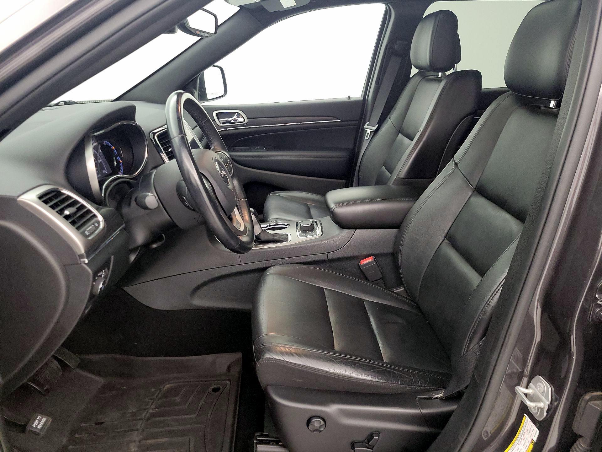 Thumbnail: 2020 Jeep Grand Cherokee - 11