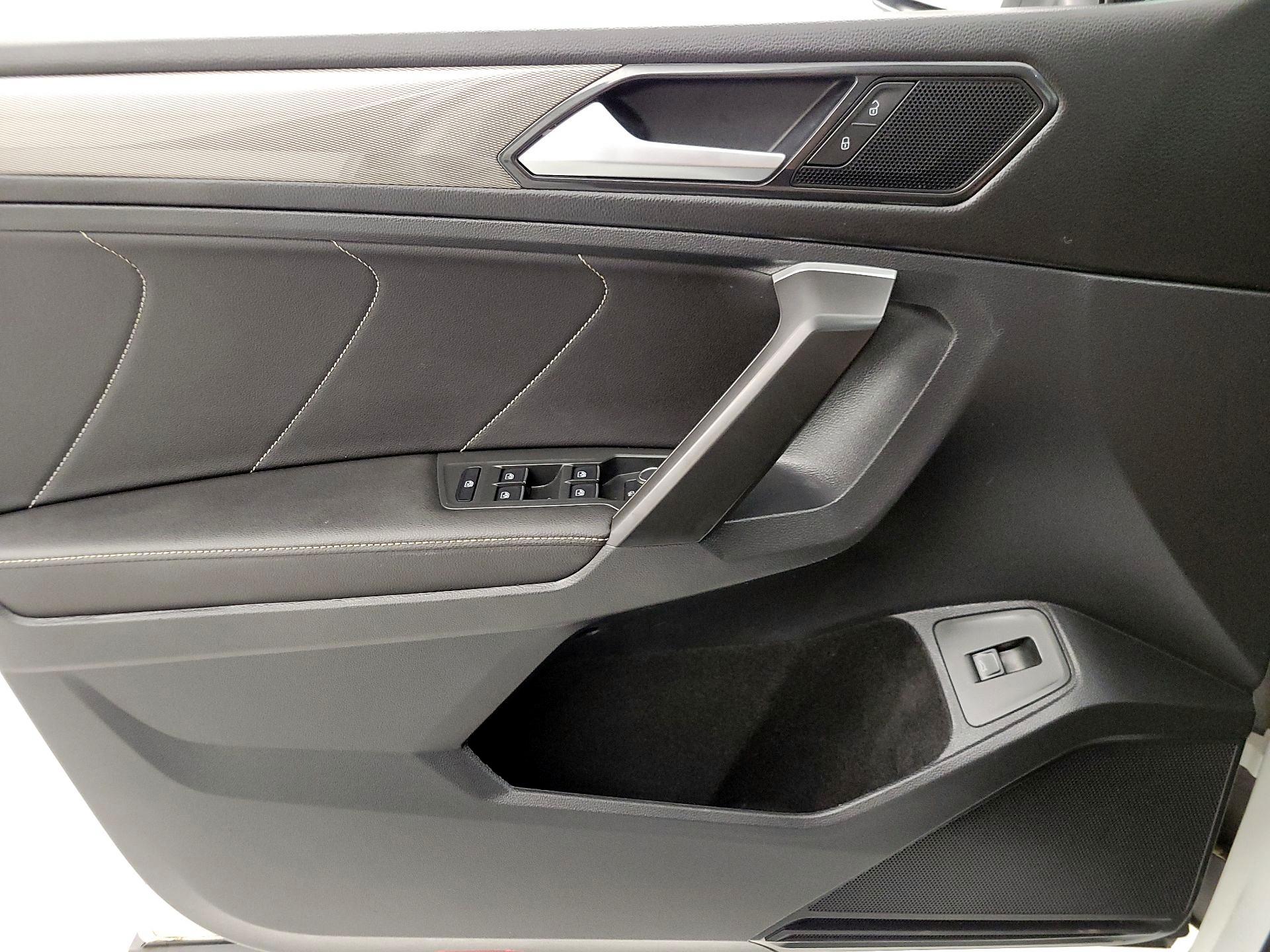 Thumbnail: 2024 Volkswagen Tiguan - 12
