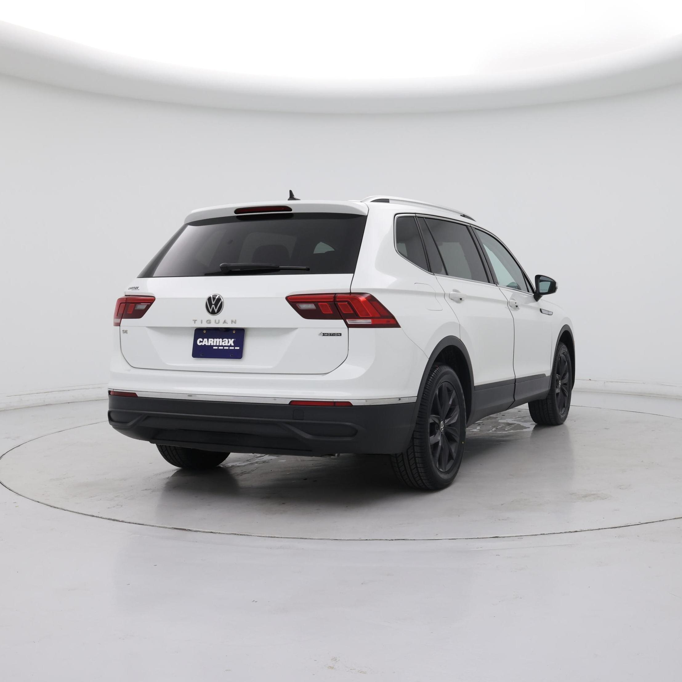 Thumbnail: 2024 Volkswagen Tiguan - 8