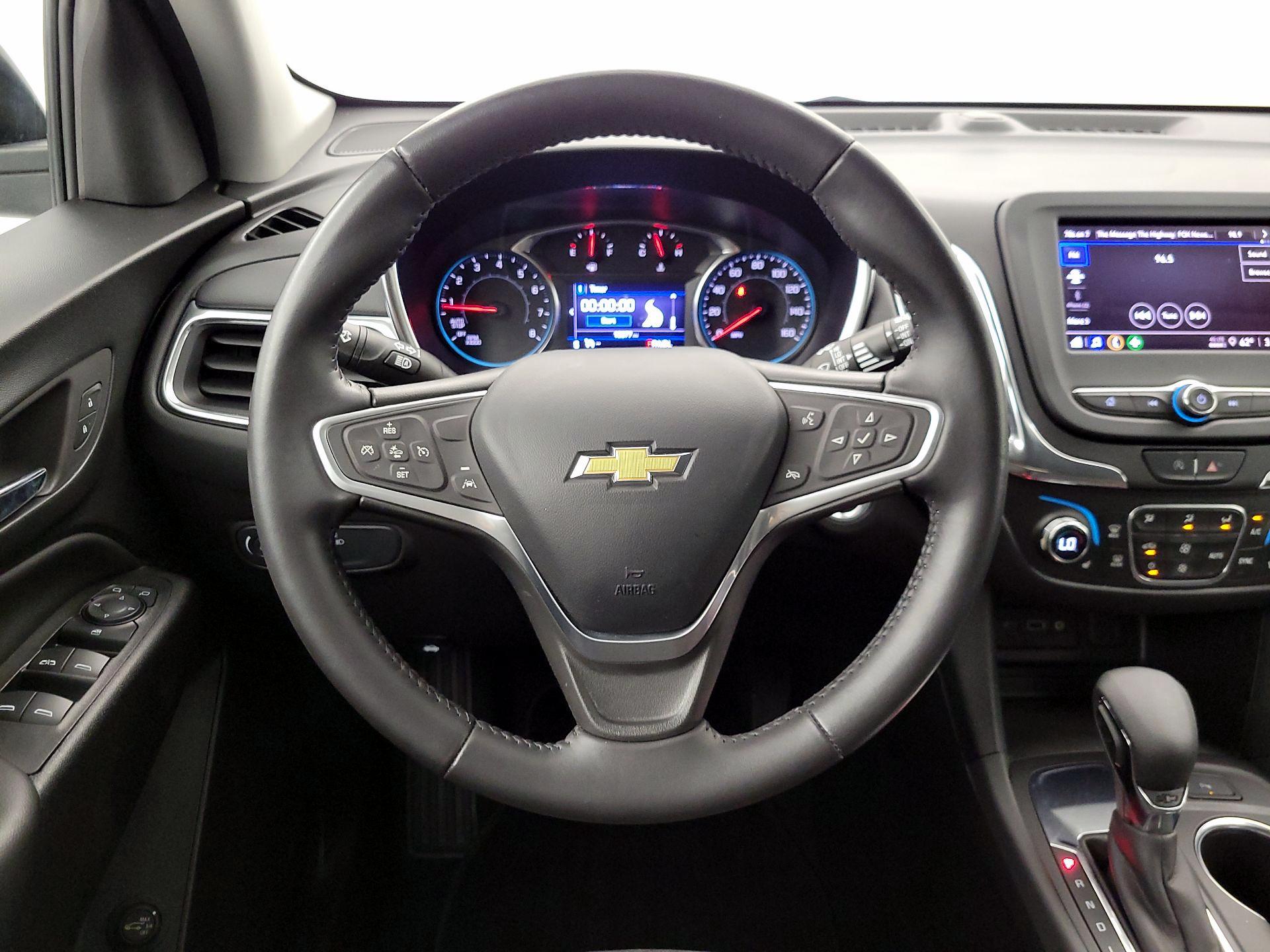Thumbnail: 2022 Chevrolet Equinox - 10