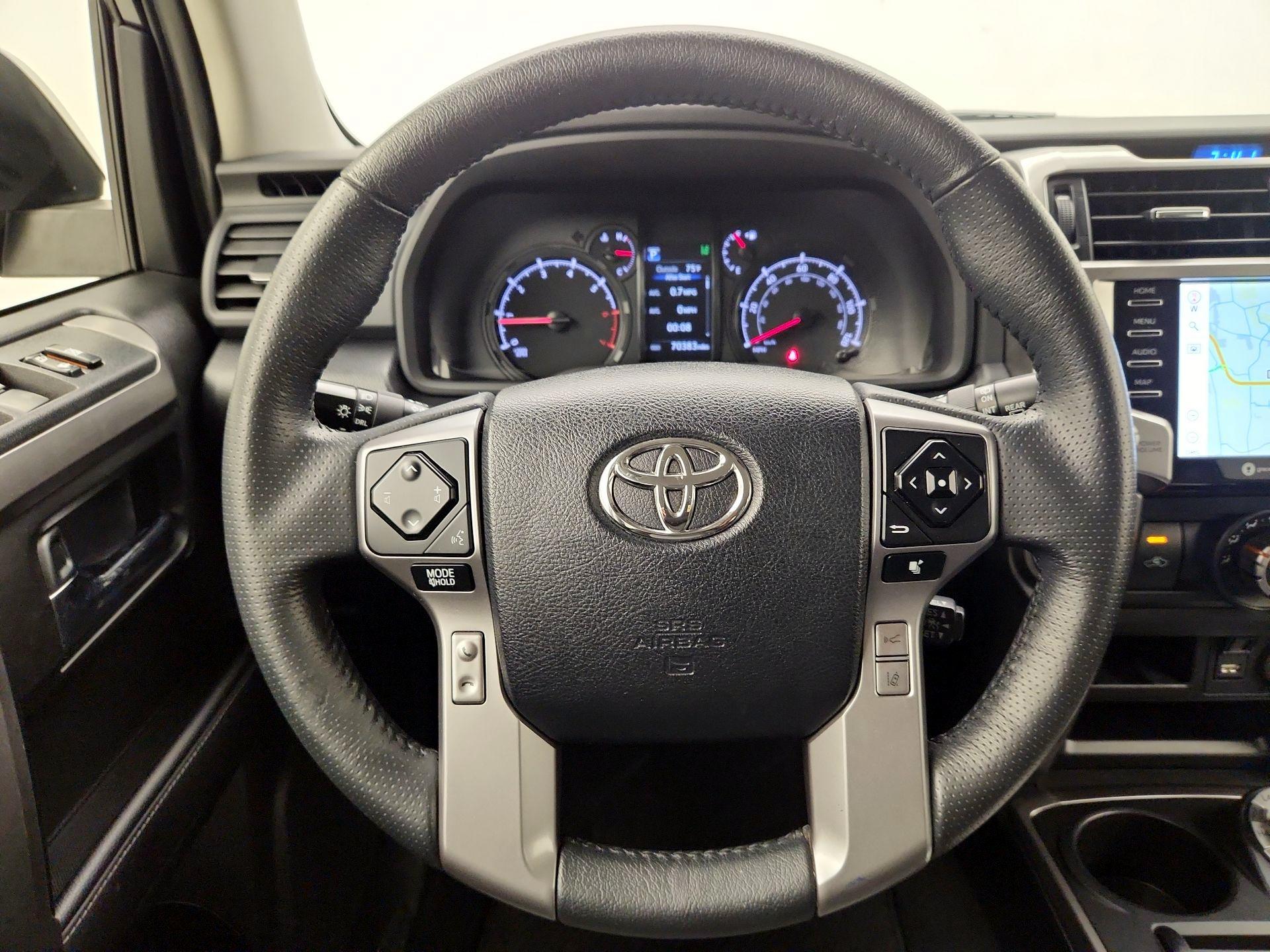 Thumbnail: 2020 Toyota 4Runner - 10