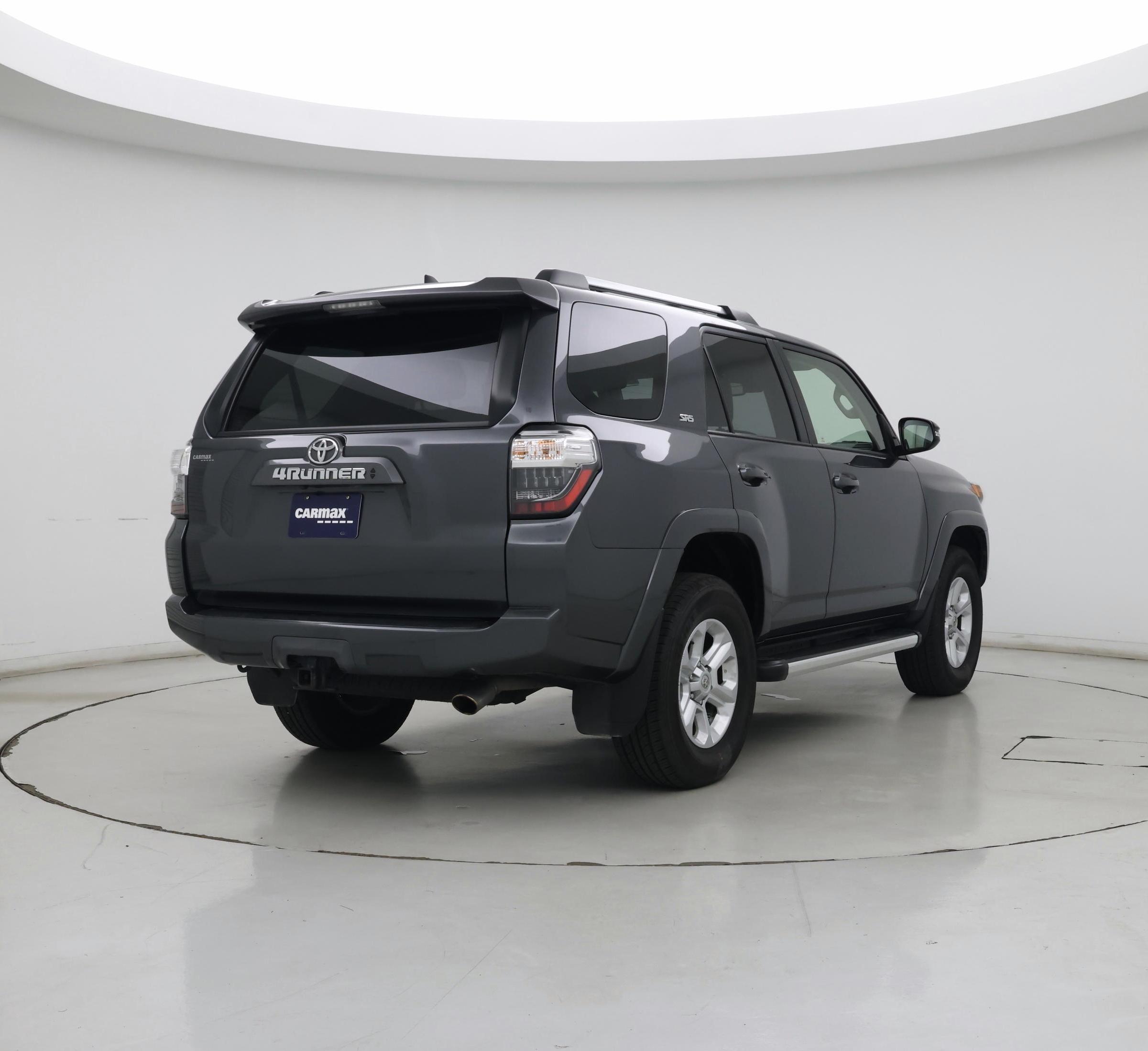 Thumbnail: 2020 Toyota 4Runner - 8