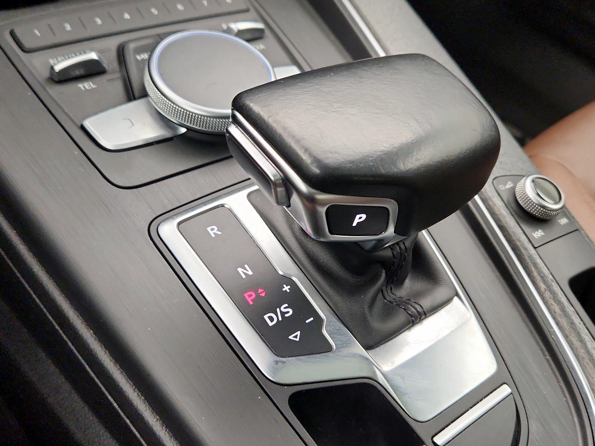 Thumbnail: 2017 Audi A4 - 18