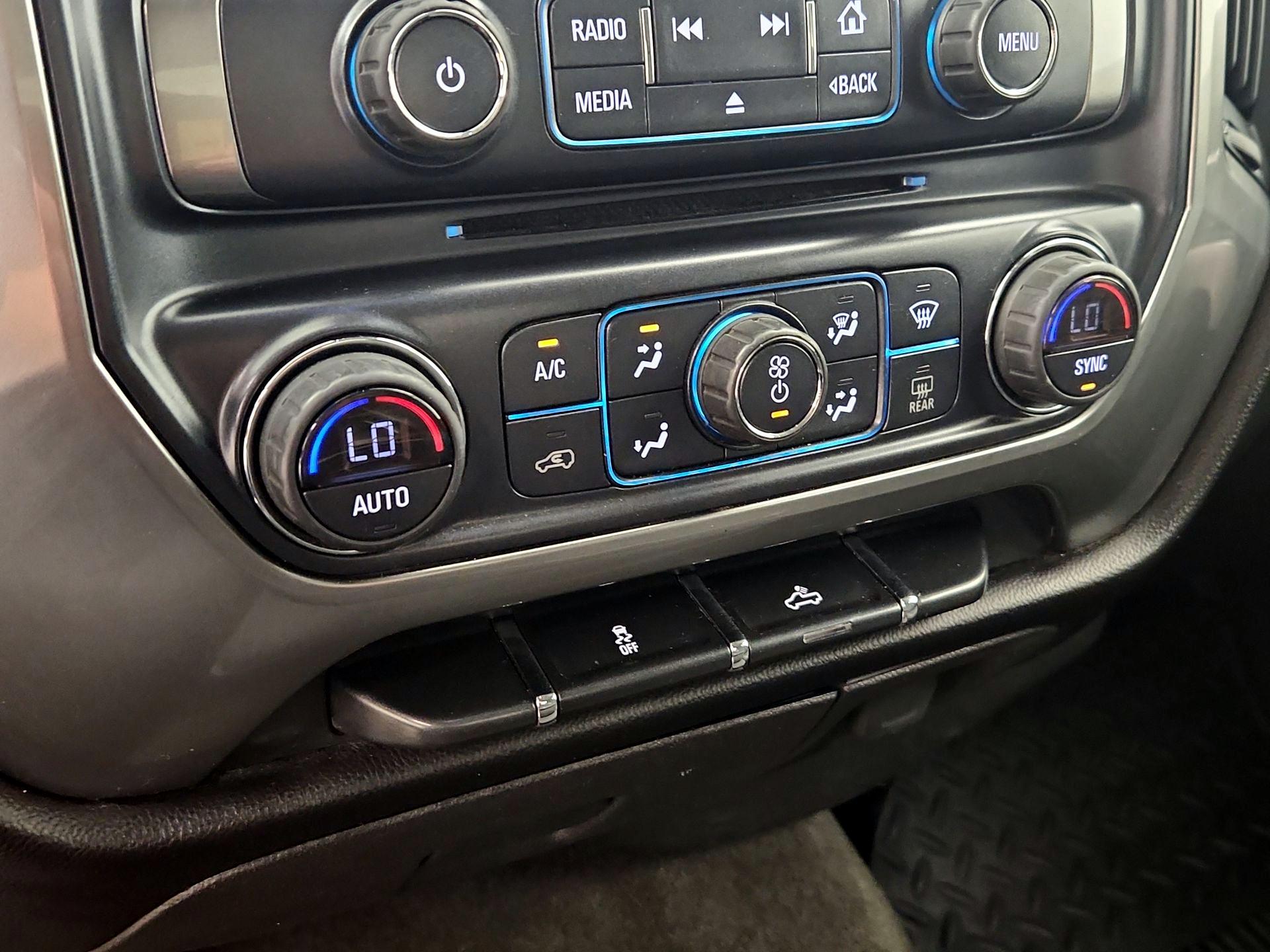 Thumbnail: 2018 Chevrolet Silverado 1500 - 16