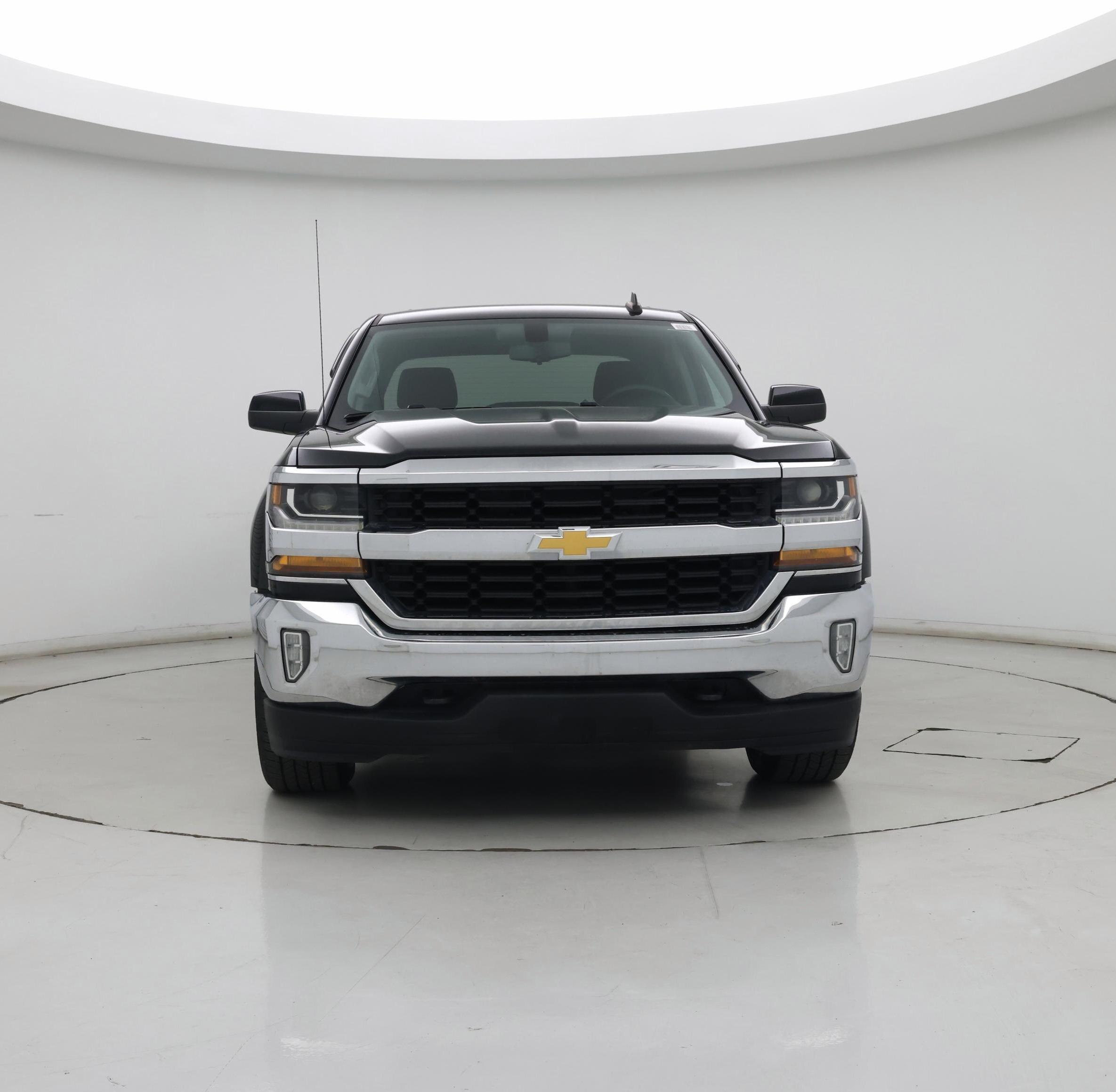 Thumbnail: 2018 Chevrolet Silverado 1500 - 5