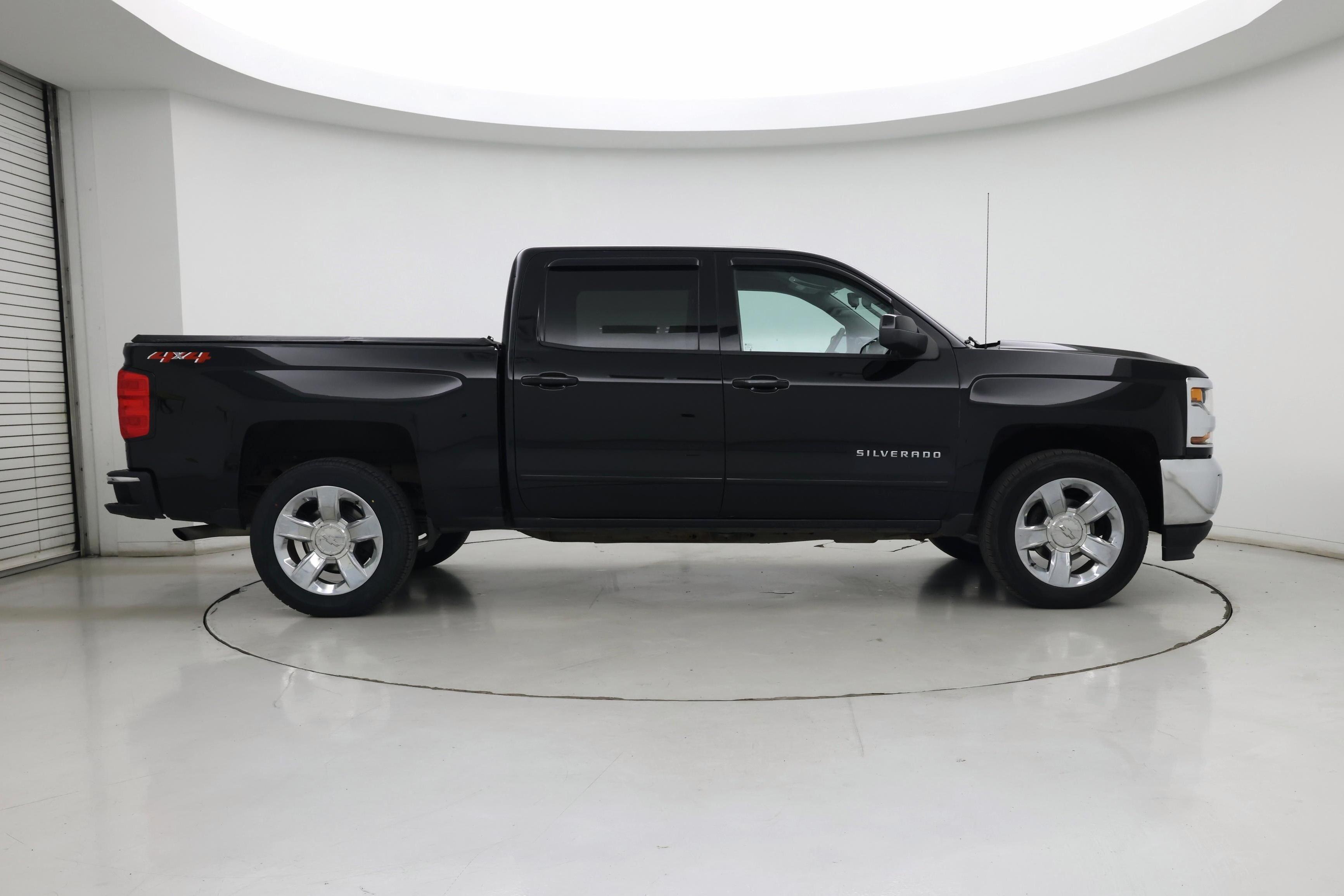 Thumbnail: 2018 Chevrolet Silverado 1500 - 7