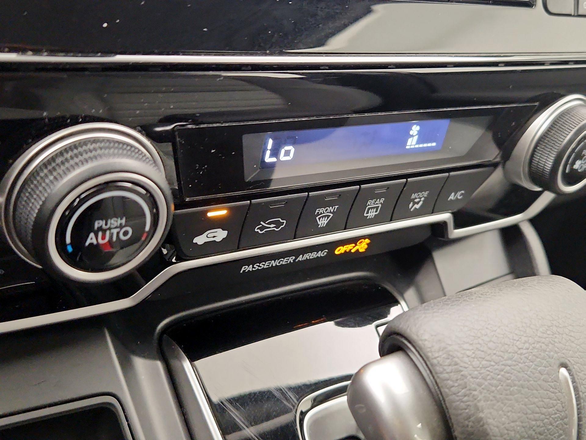 Thumbnail: 2017 Honda CR-V - 16