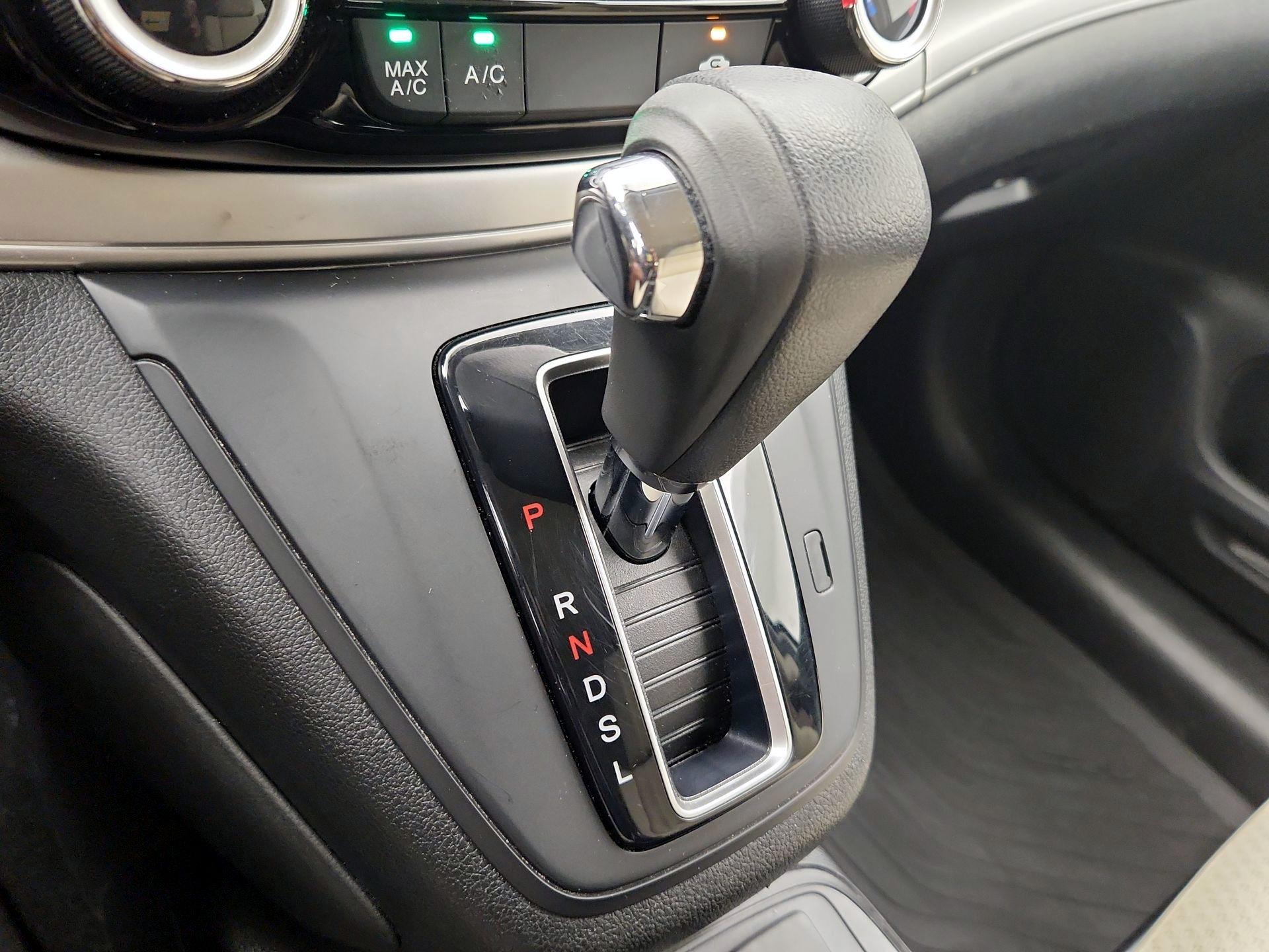 Thumbnail: 2016 Honda CR-V - 17