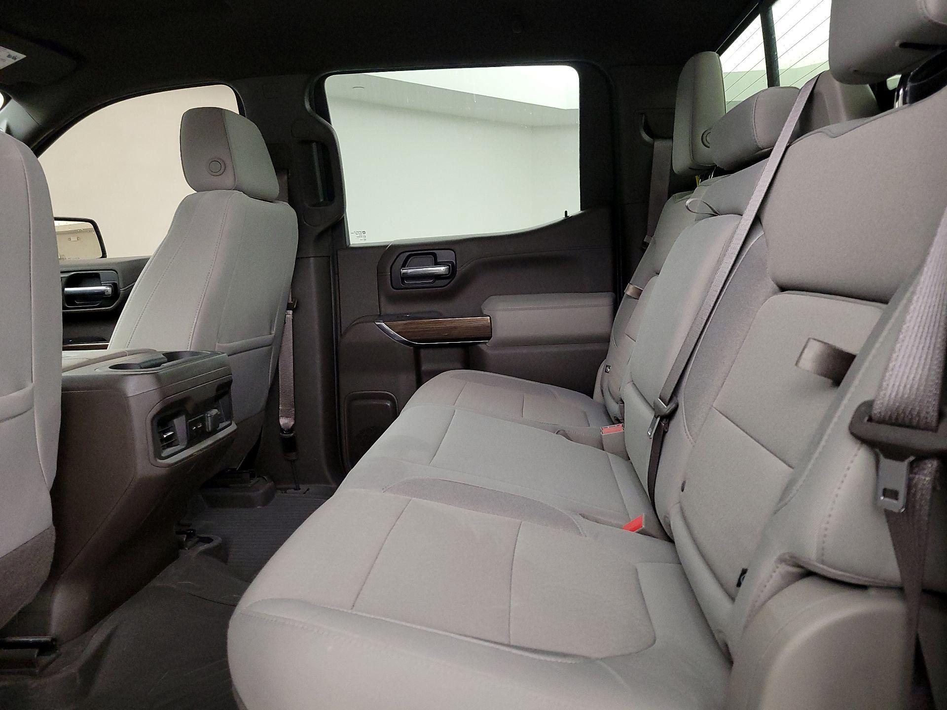 Thumbnail: 2021 Chevrolet Silverado 1500 - 19