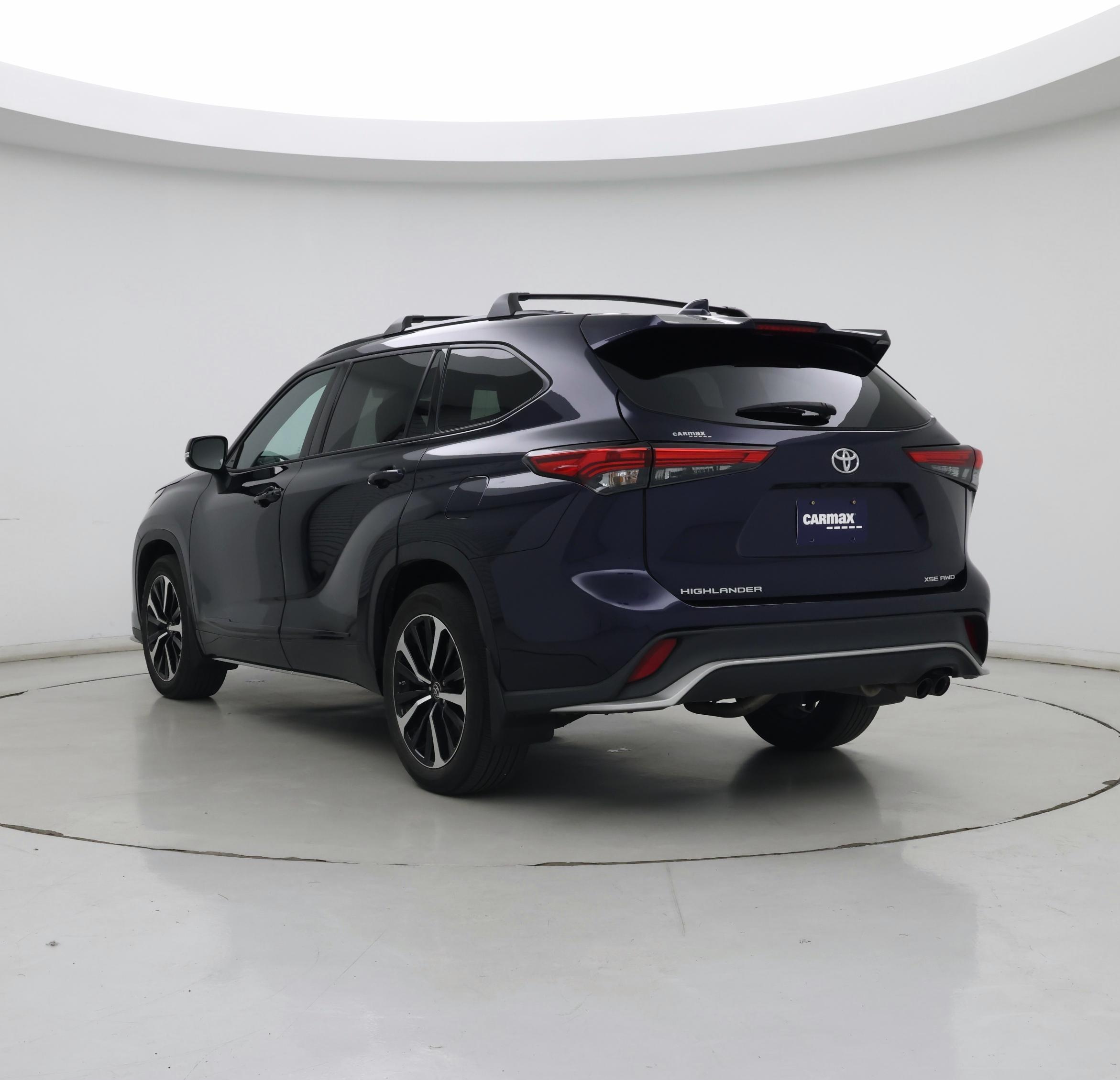 Thumbnail: 2022 Toyota Highlander - 2
