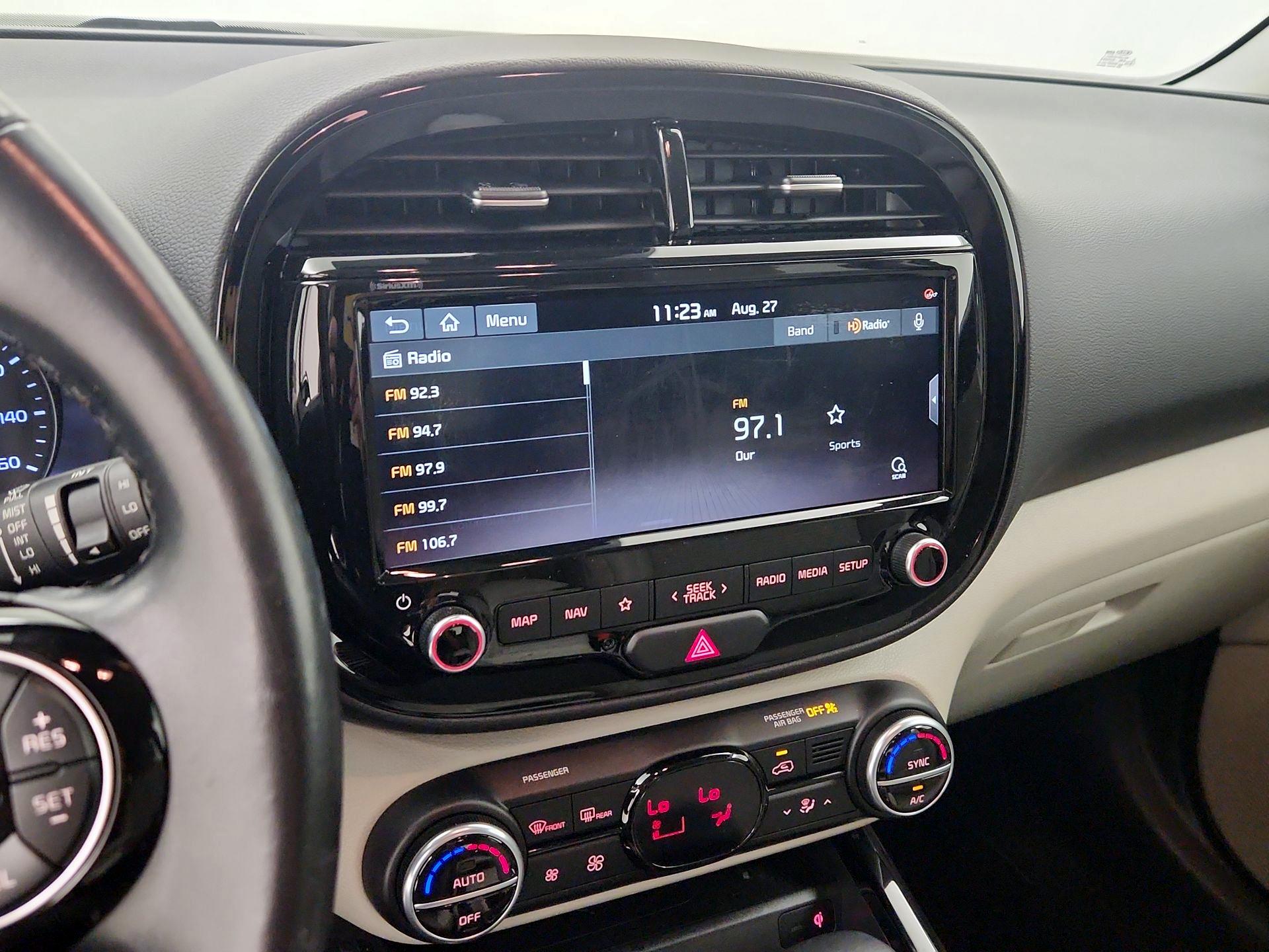 Thumbnail: 2020 Kia Soul - 16
