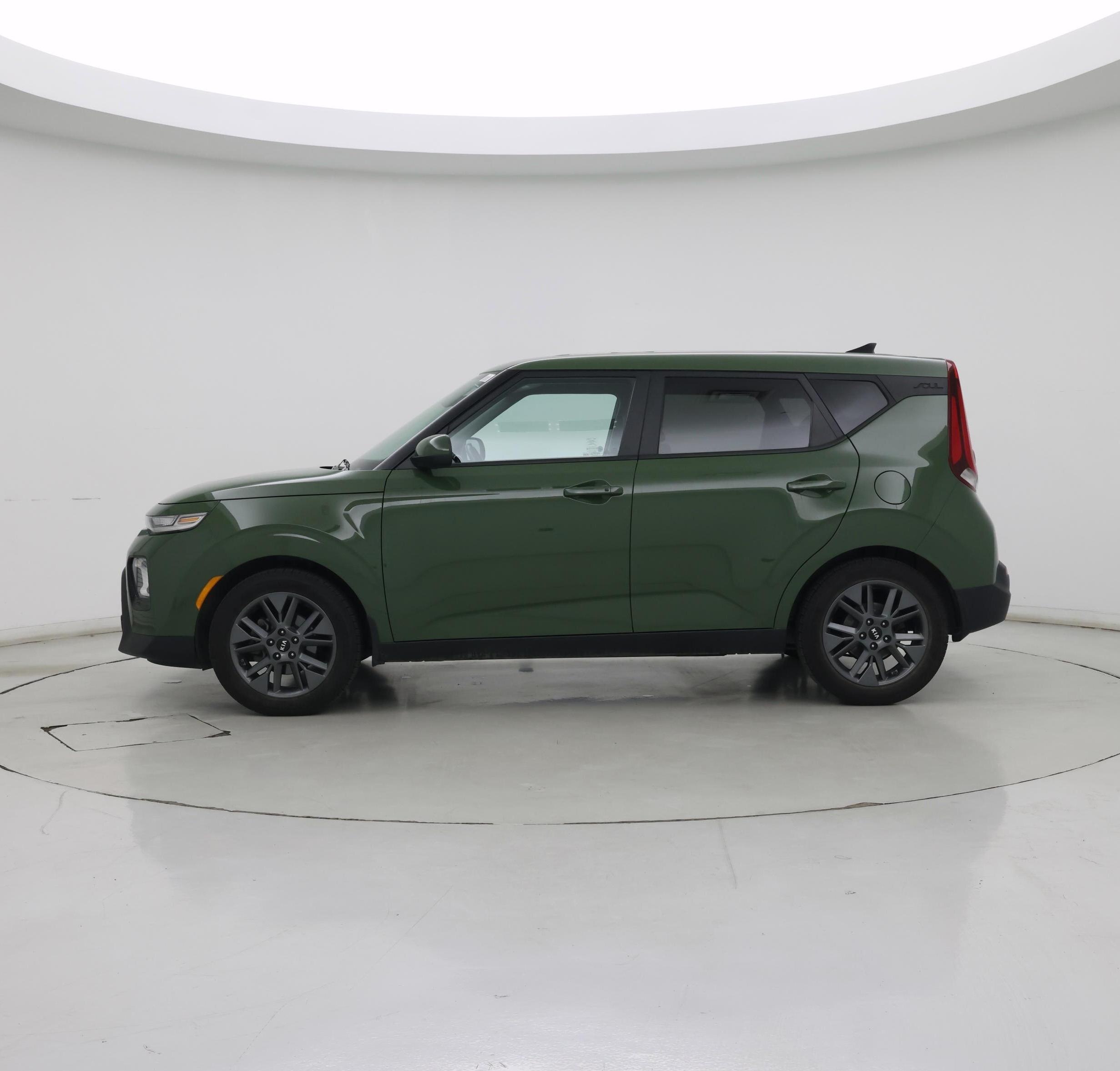 Thumbnail: 2020 Kia Soul - 3