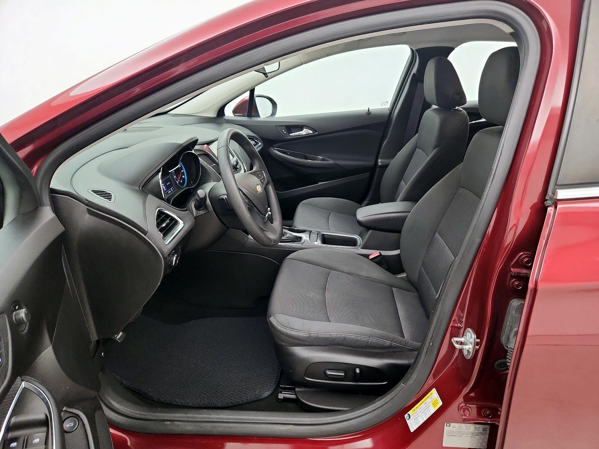 Thumbnail: 2016 Chevrolet Cruze - 11