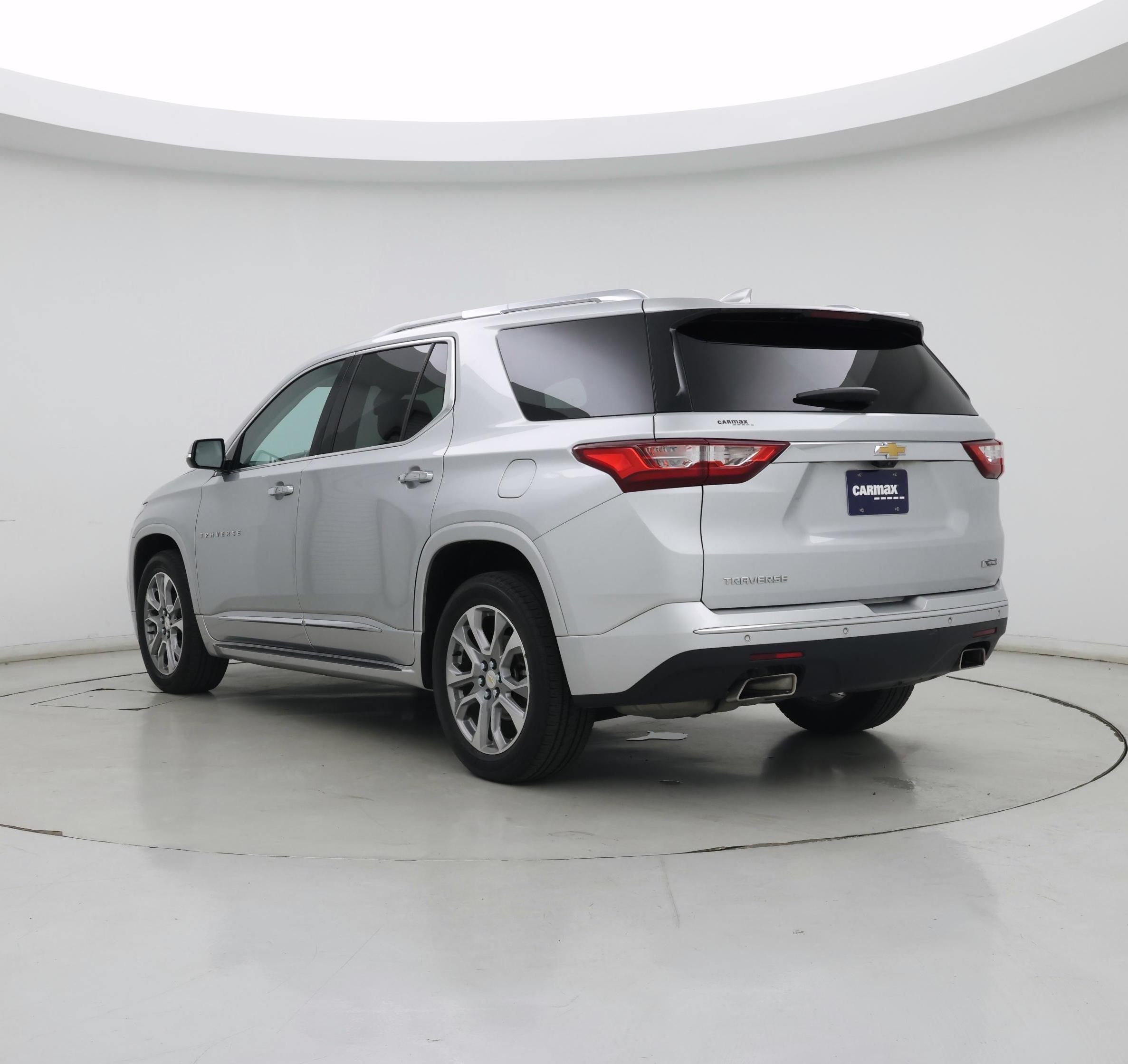 Thumbnail: 2018 Chevrolet Traverse - 2