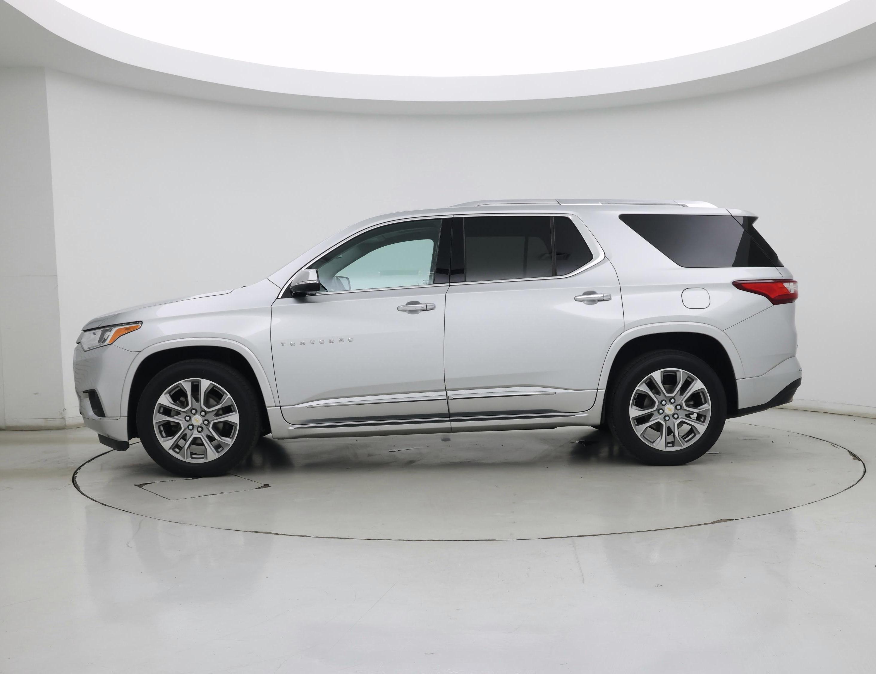 Thumbnail: 2018 Chevrolet Traverse - 3