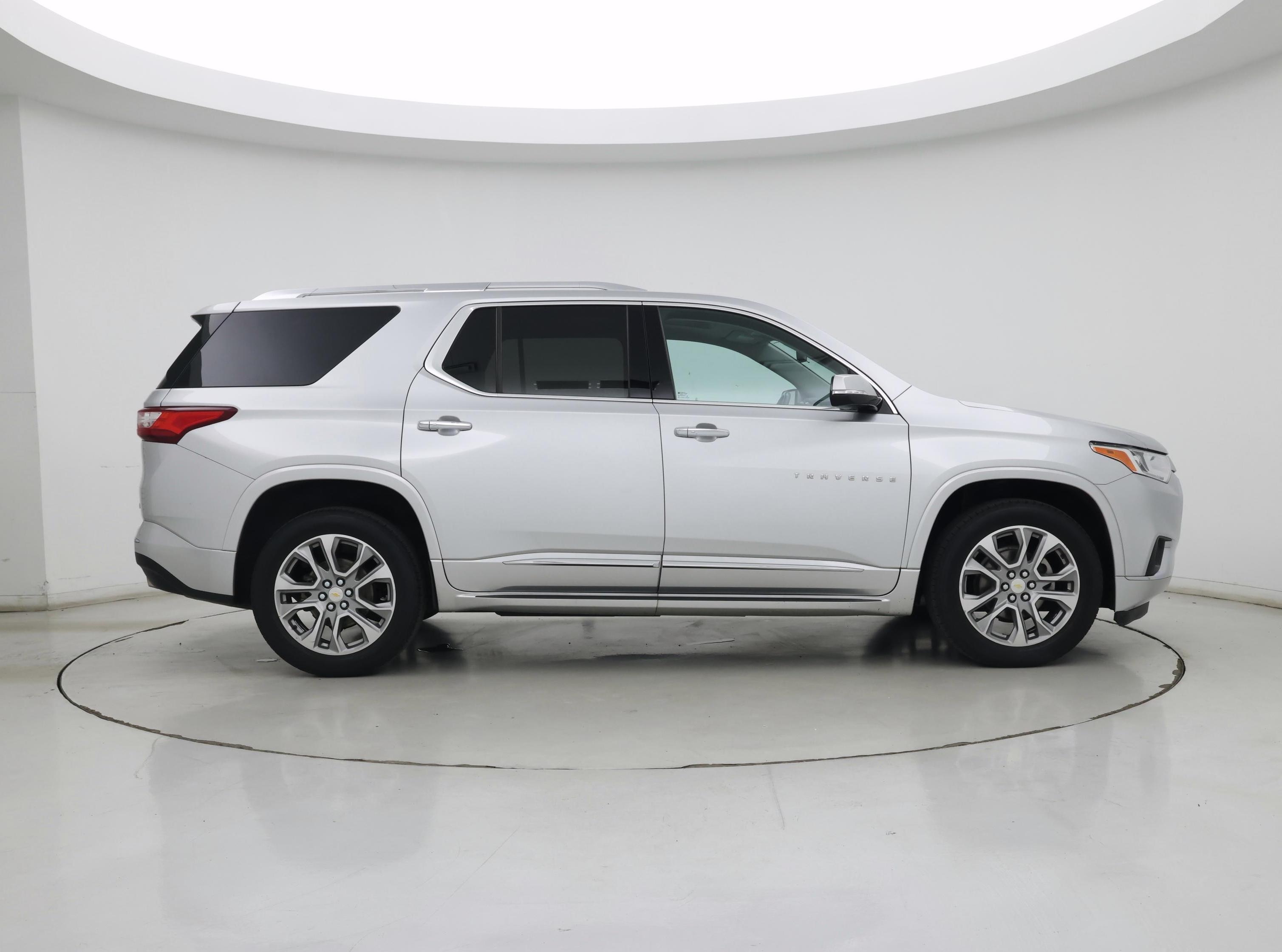 Thumbnail: 2018 Chevrolet Traverse - 7