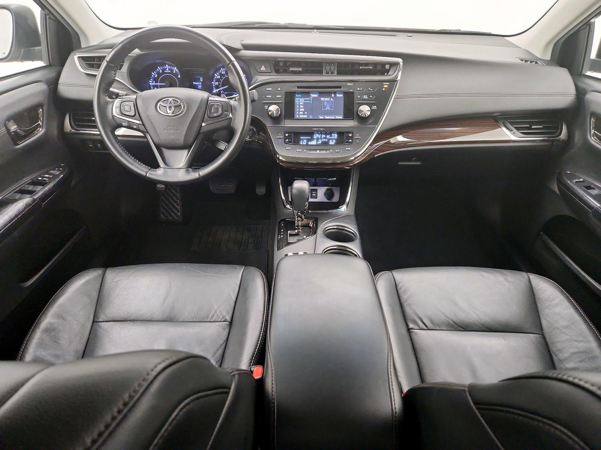 Thumbnail: 2015 Toyota Avalon - 9