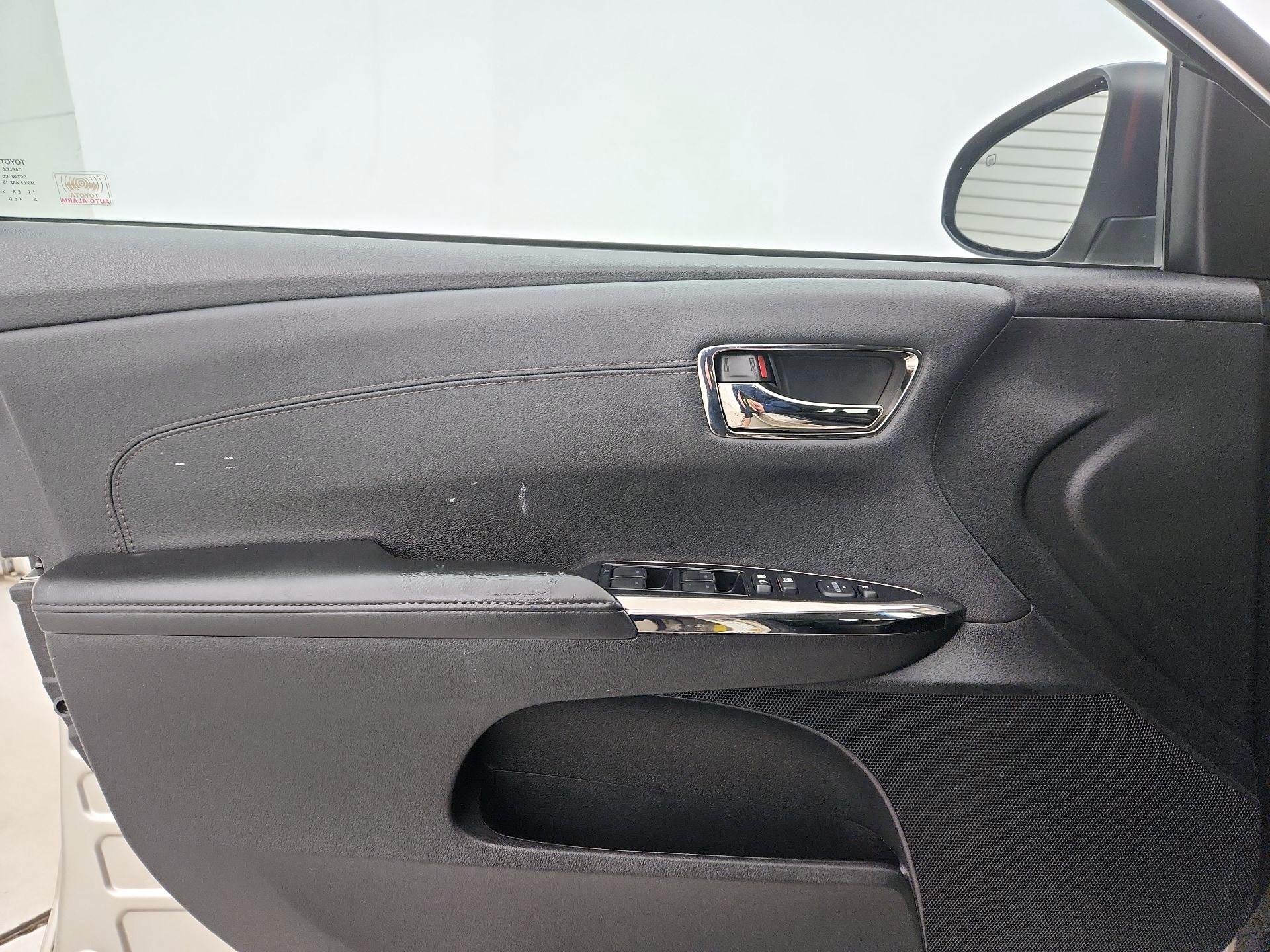 Thumbnail: 2015 Toyota Avalon - 12