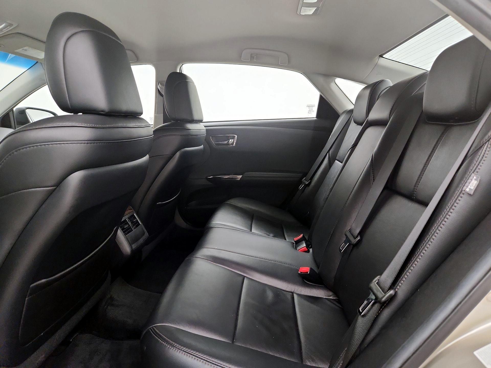 Thumbnail: 2015 Toyota Avalon - 19