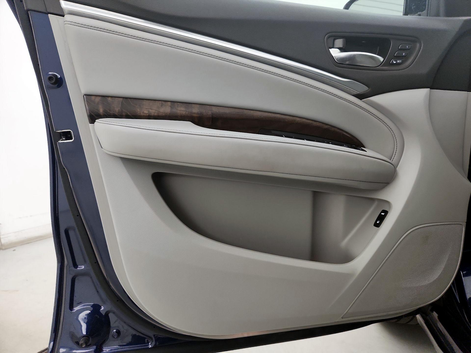 Thumbnail: 2019 Acura MDX - 12