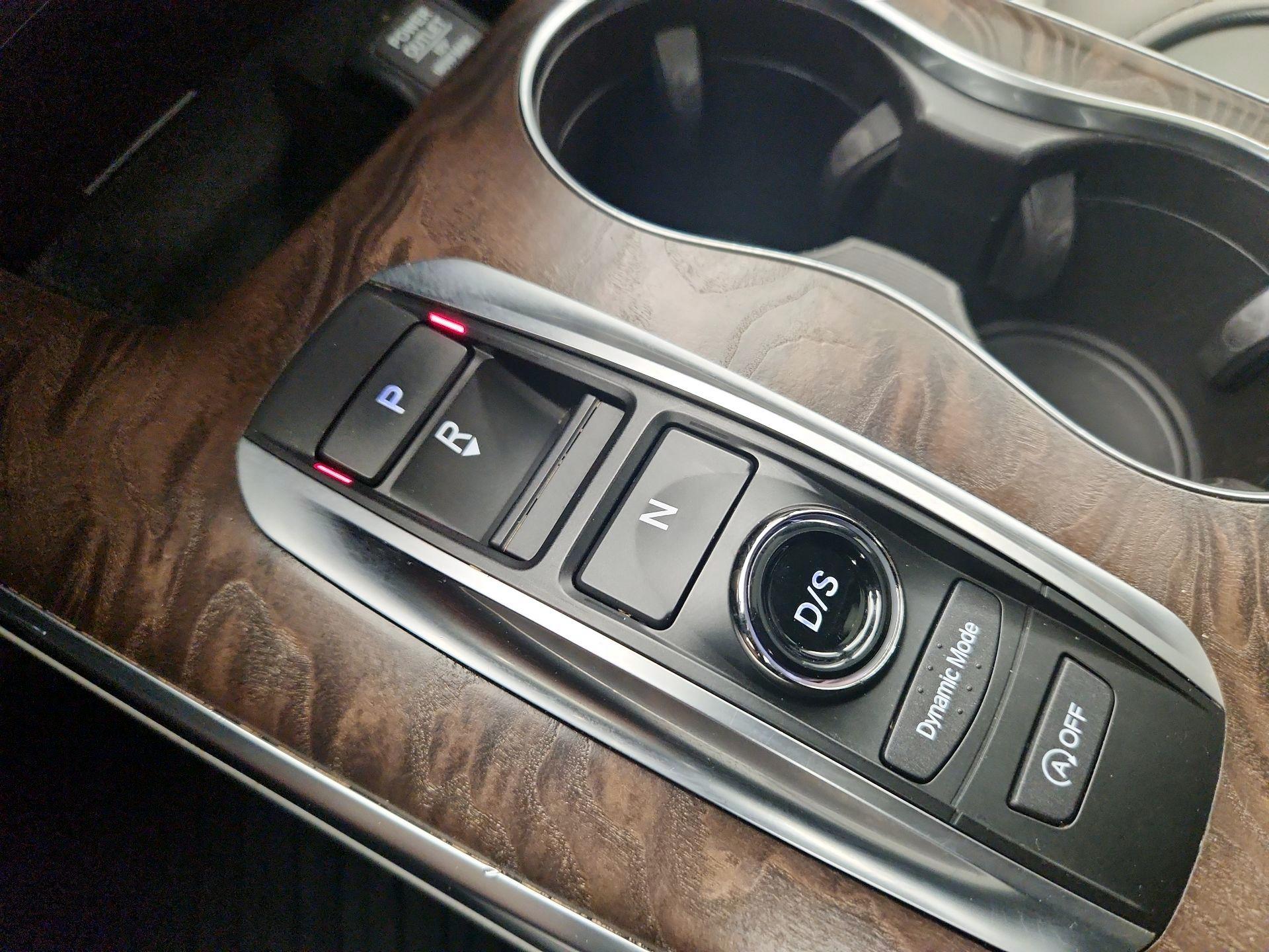 Thumbnail: 2019 Acura MDX - 18