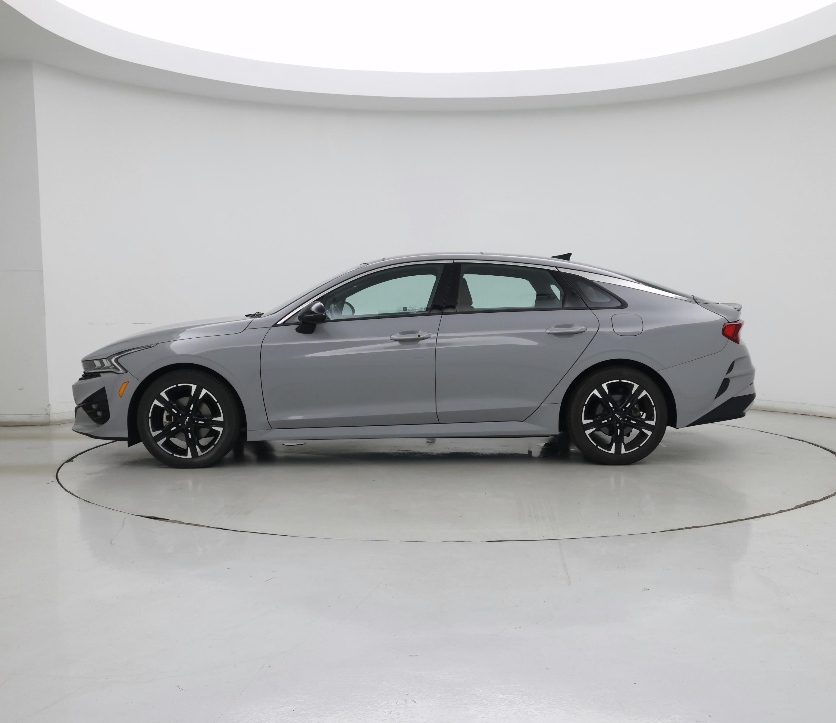 Thumbnail: 2023 Kia K5 - 3