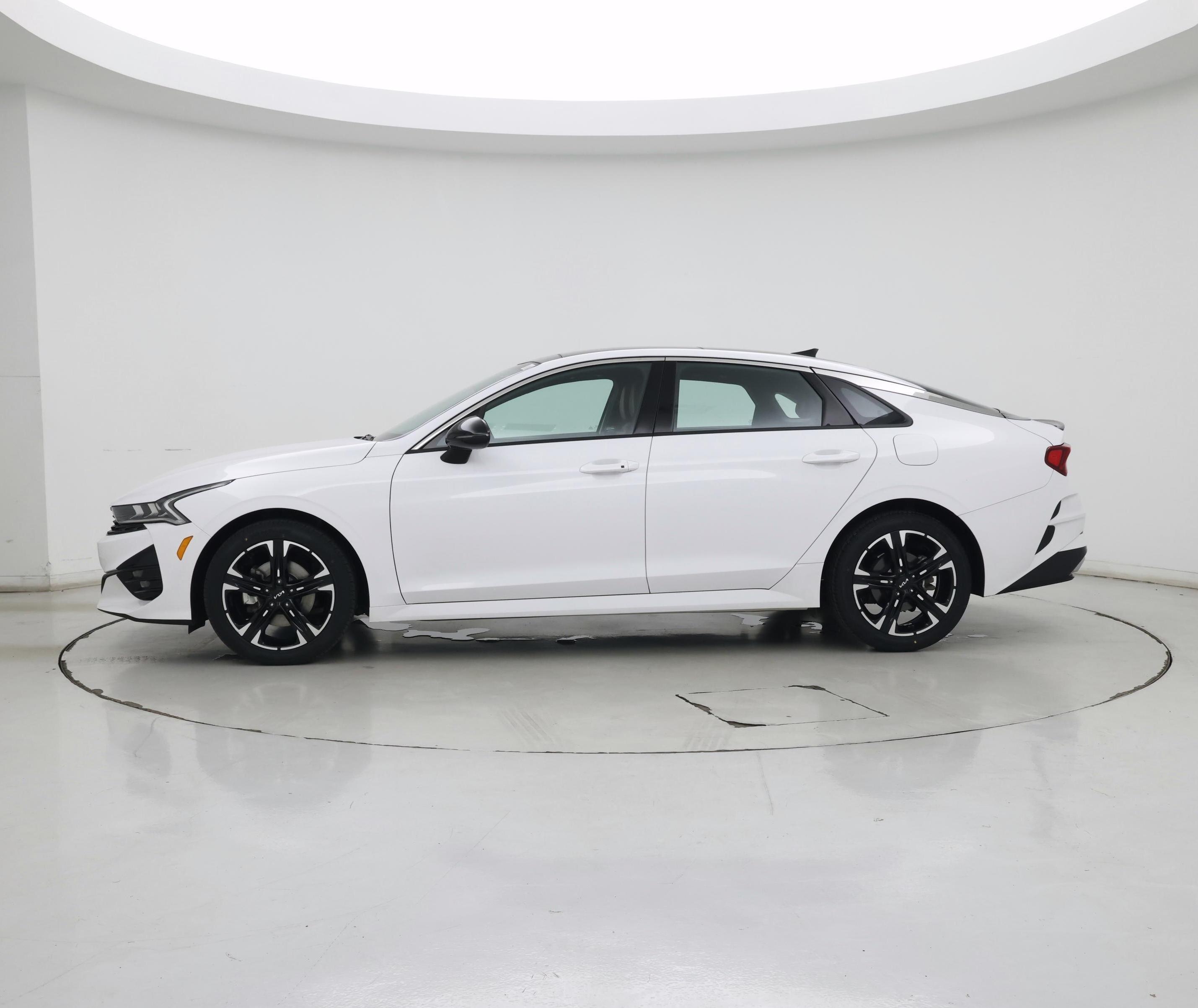 Thumbnail: 2024 Kia K5 - 3