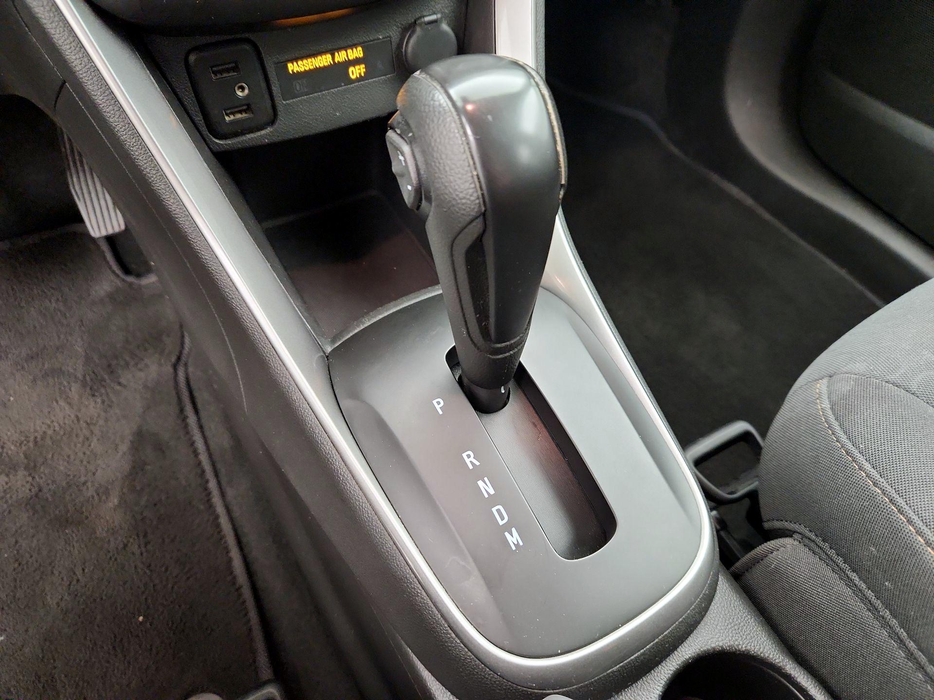 Thumbnail: 2021 Chevrolet Trax - 17