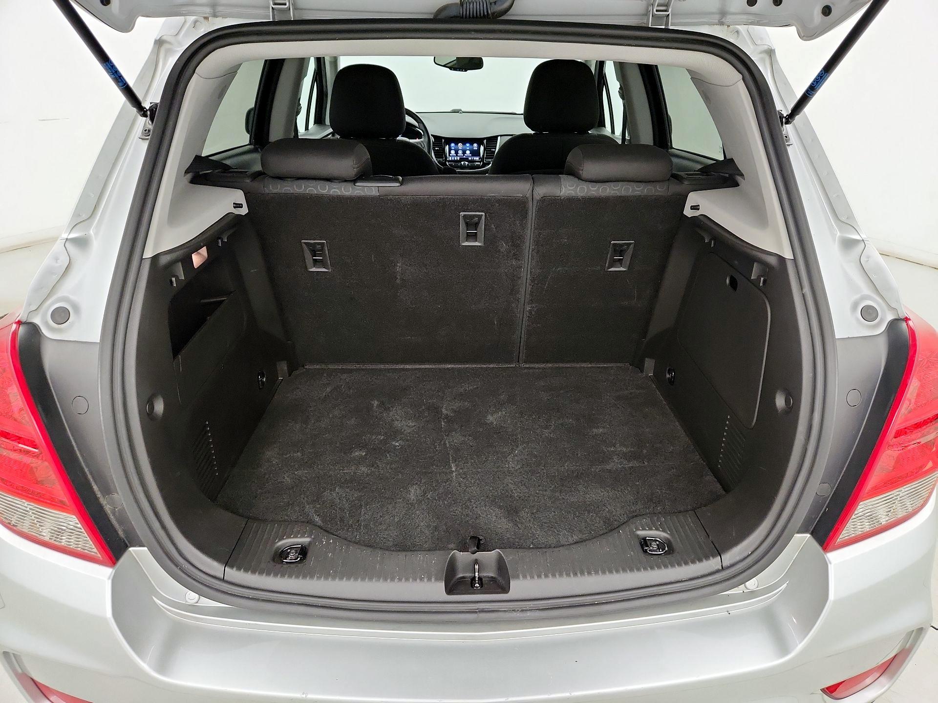 Thumbnail: 2021 Chevrolet Trax - 20